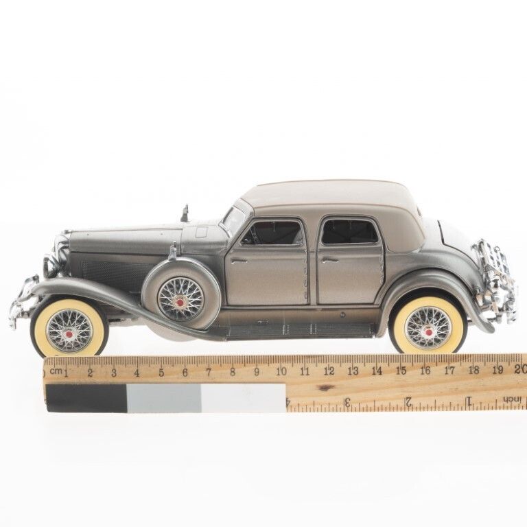 1:24 Scale 1933 Silver Duesenberg Sj “Twenty Grand” Diecast Franklin Mint Precision Model Vehicle photo for sale