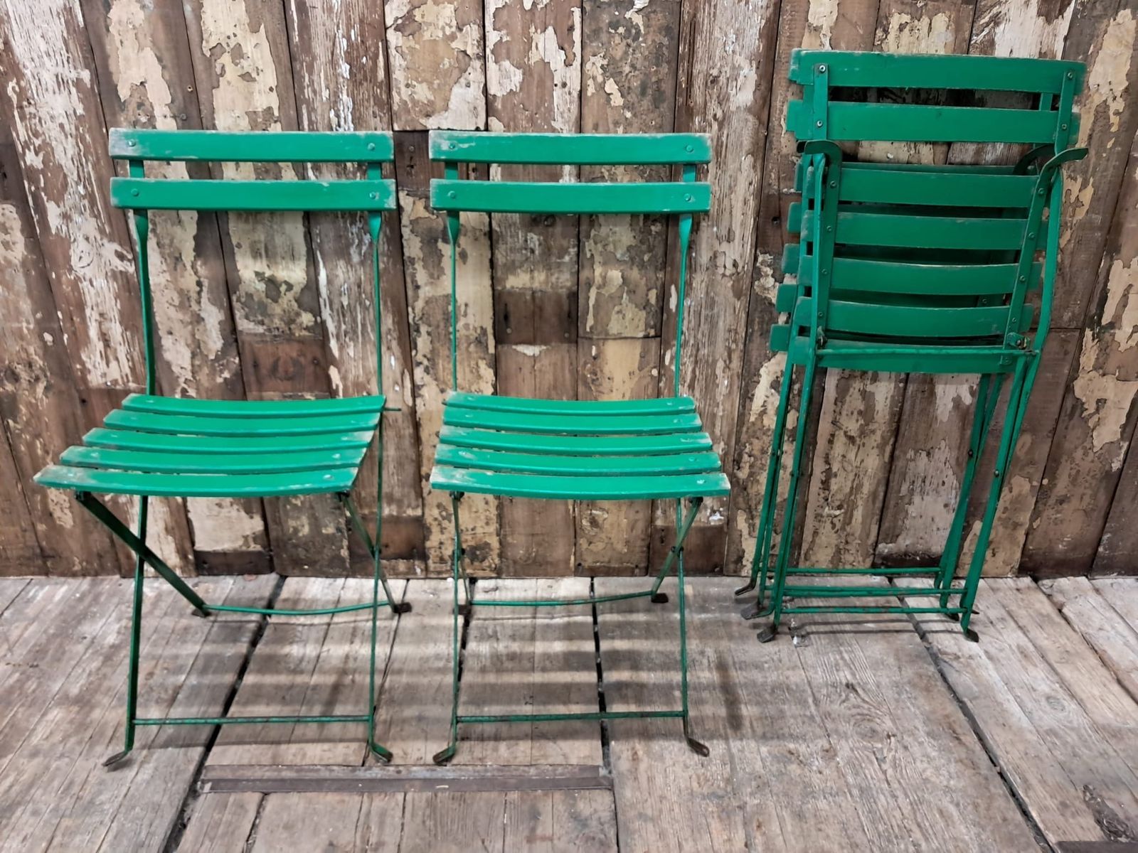 Folding Slatted Bistro Chairs photo vinterior