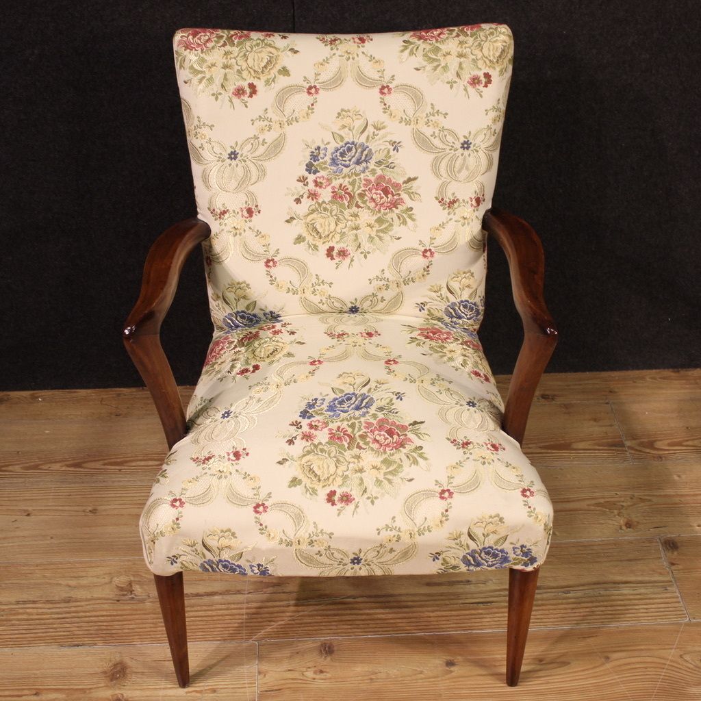 Furniture Pair Of 20th Century Italian Armchairs photo