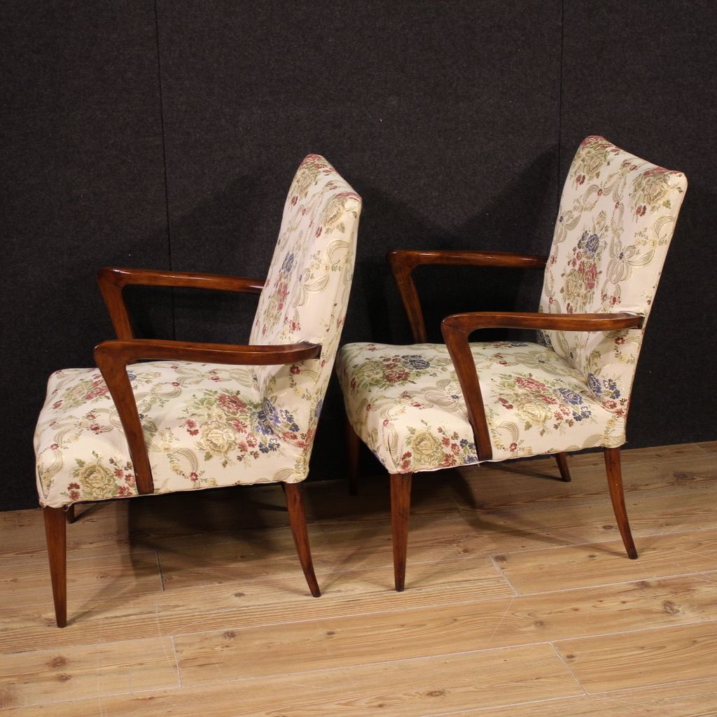 1650.0 Pair Of 20th Century Italian Armchairs photo