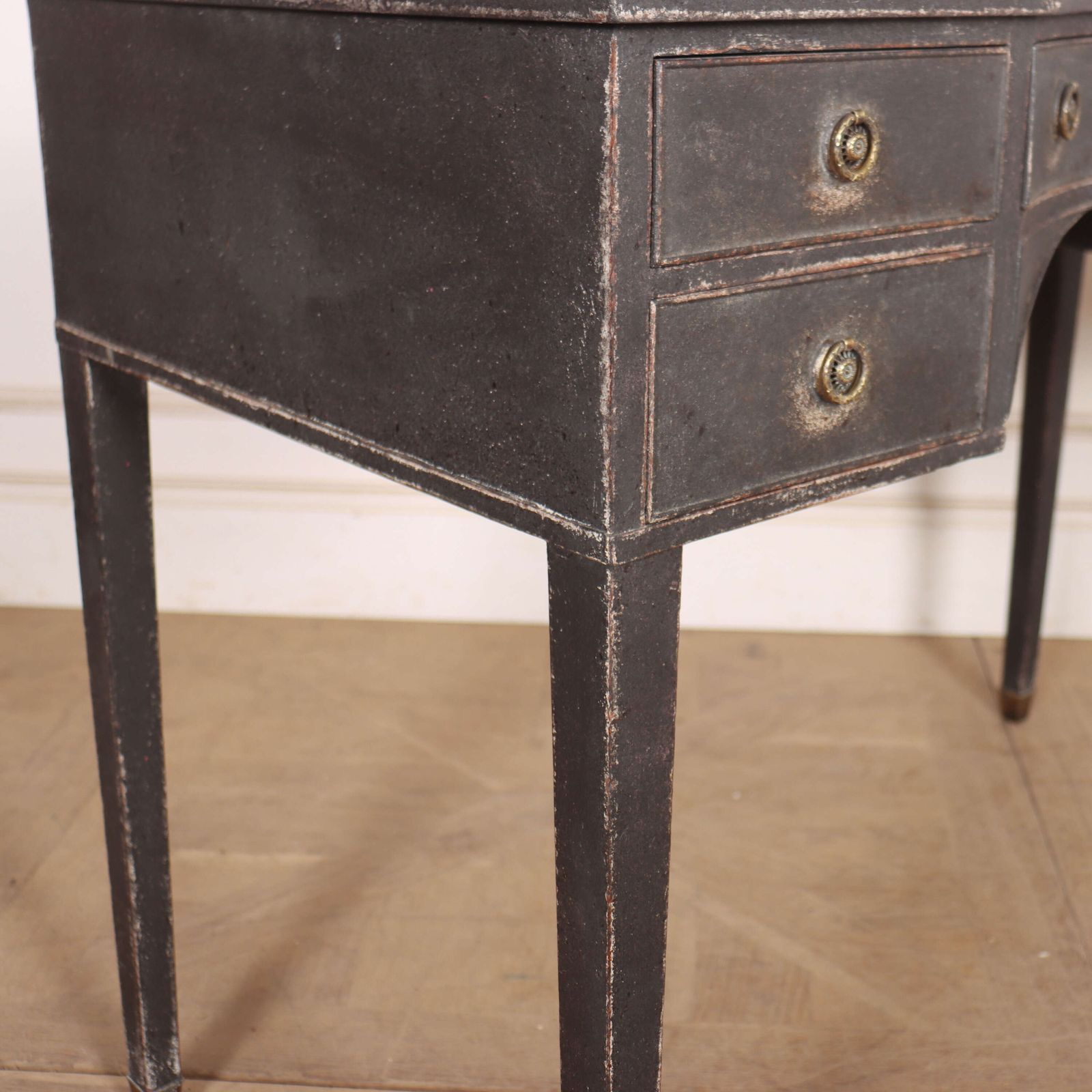 photo furniture Swedish Painted Writing Desk, 1800s