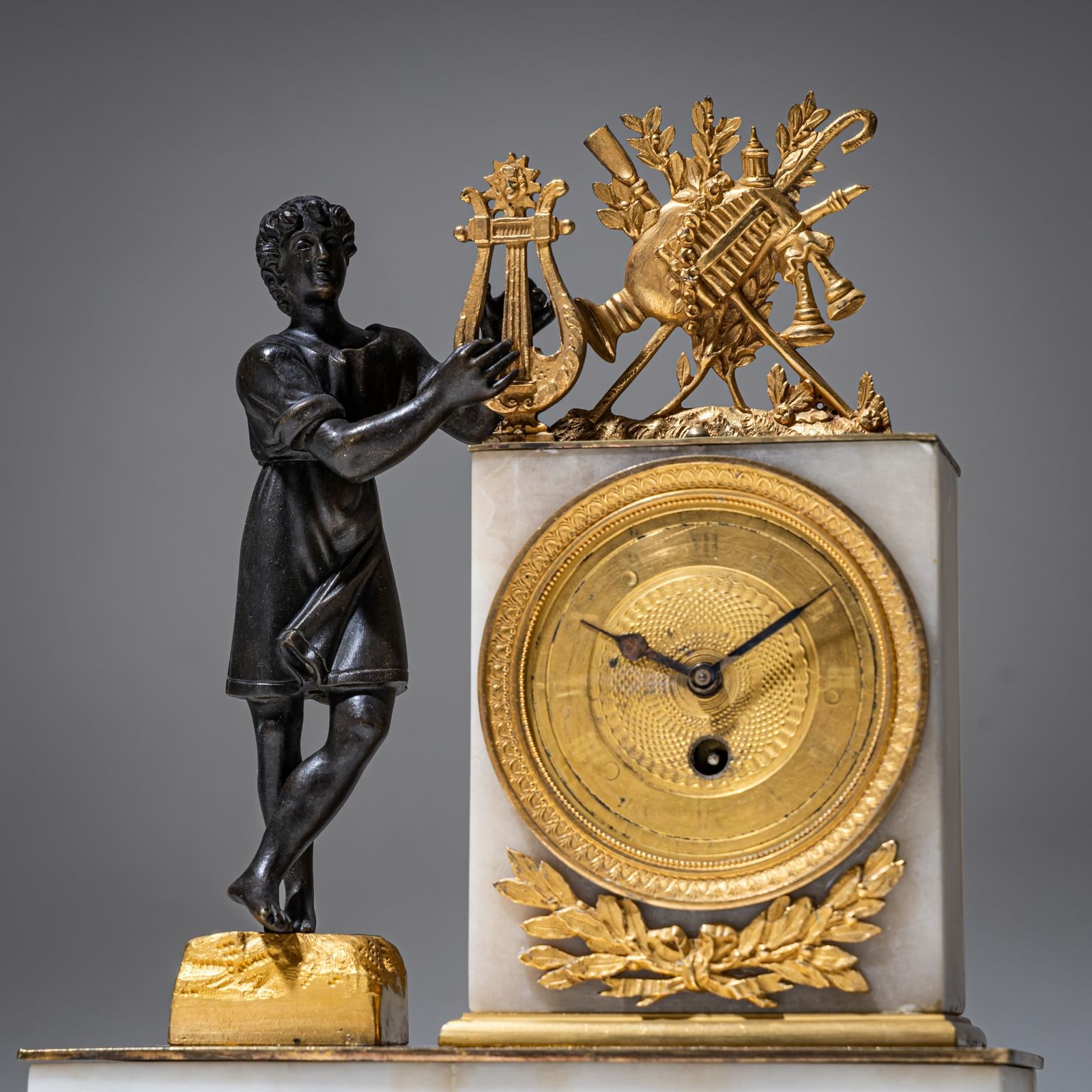 photo furniture Kleine Schoorsteenklok Met Orpheus Figuur, 19e Eeuw