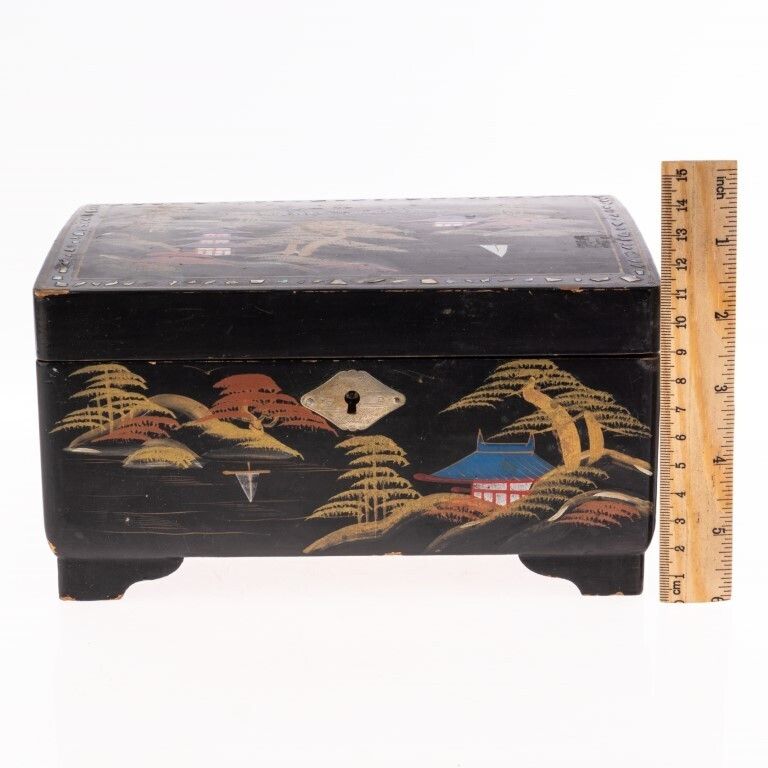 Hand Painted Japanese Lacquer Swan Lake Jewellery Musical Box photo for sale