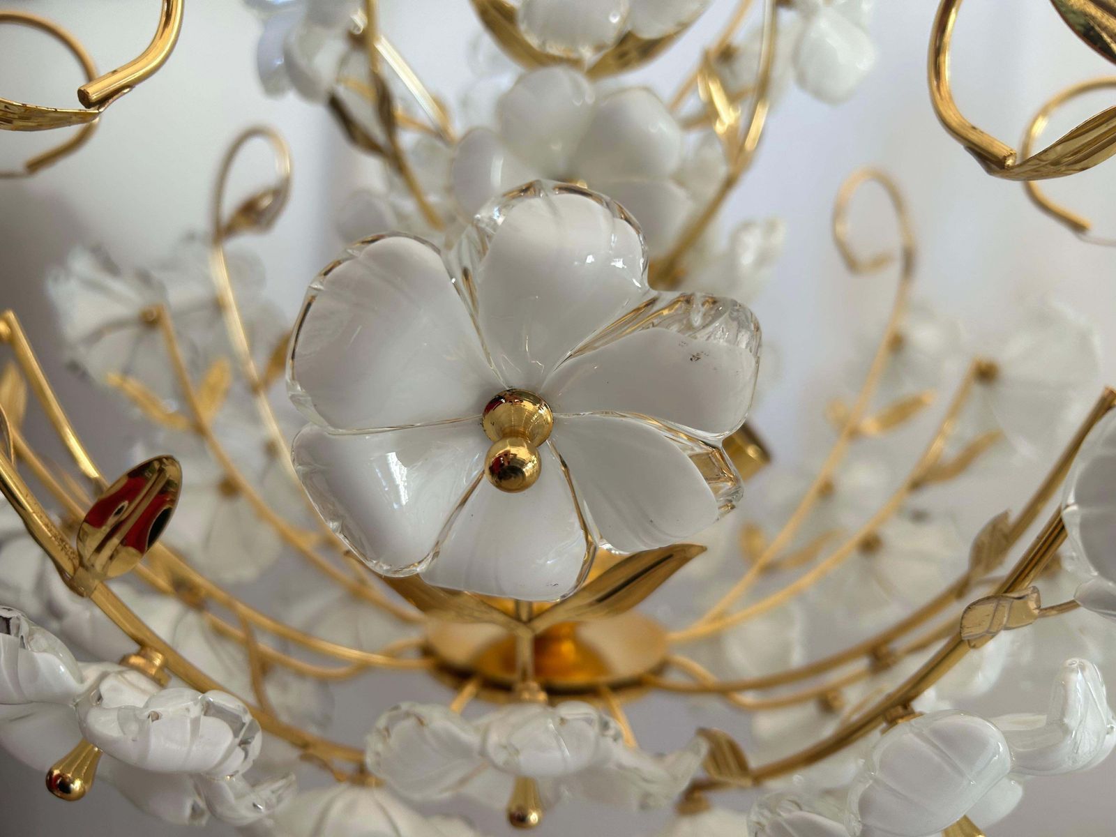 Dew And Gold, Majestic Murano White Flowers Chandelier, 1980's photo vintage
