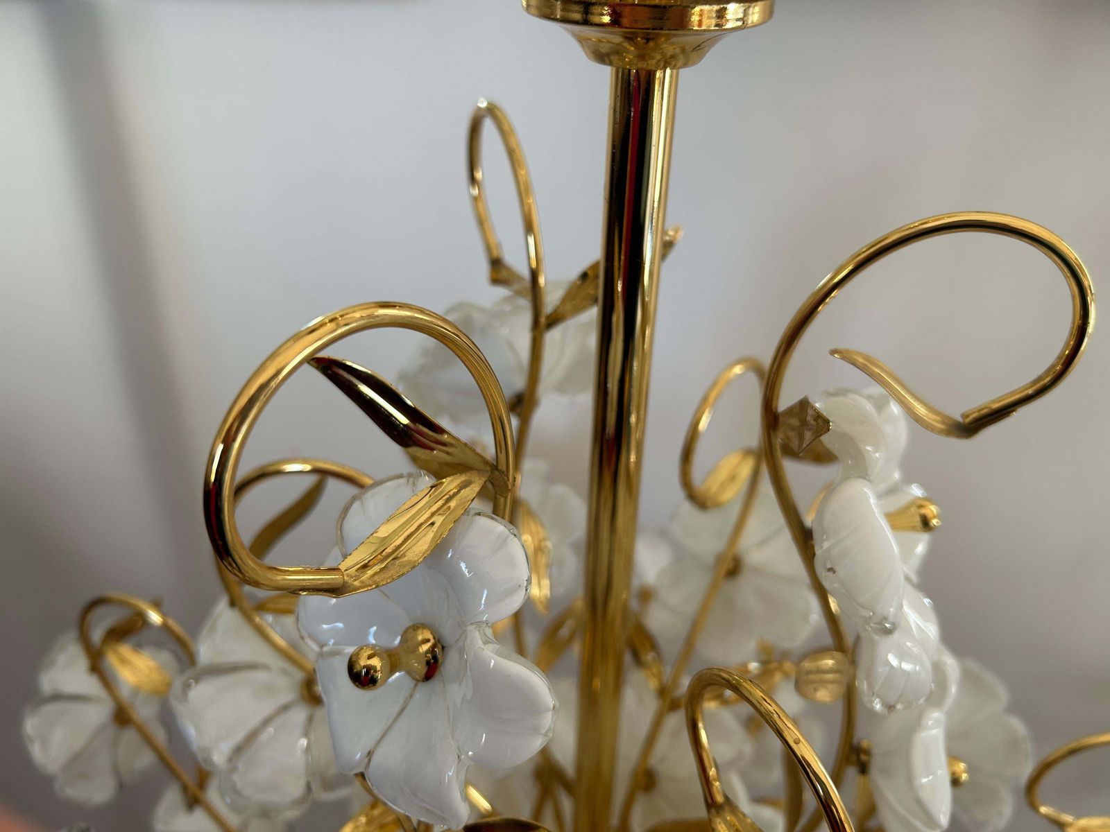 photo for sale Dew And Gold, Majestic Murano White Flowers Chandelier, 1980's
