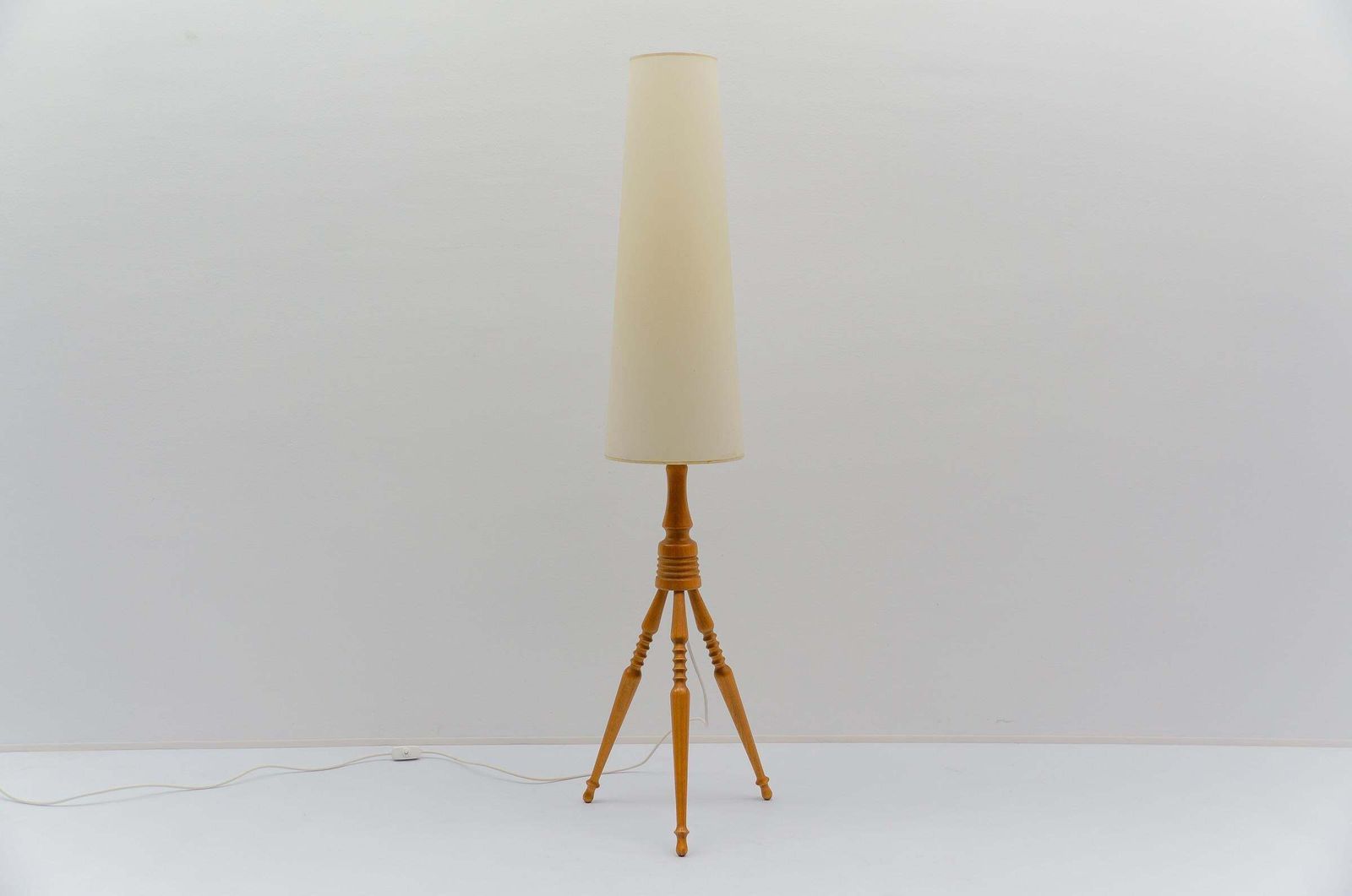 Lovely Mid Century Modern Floor Lamp In Wood, 1960s, France photo furniture