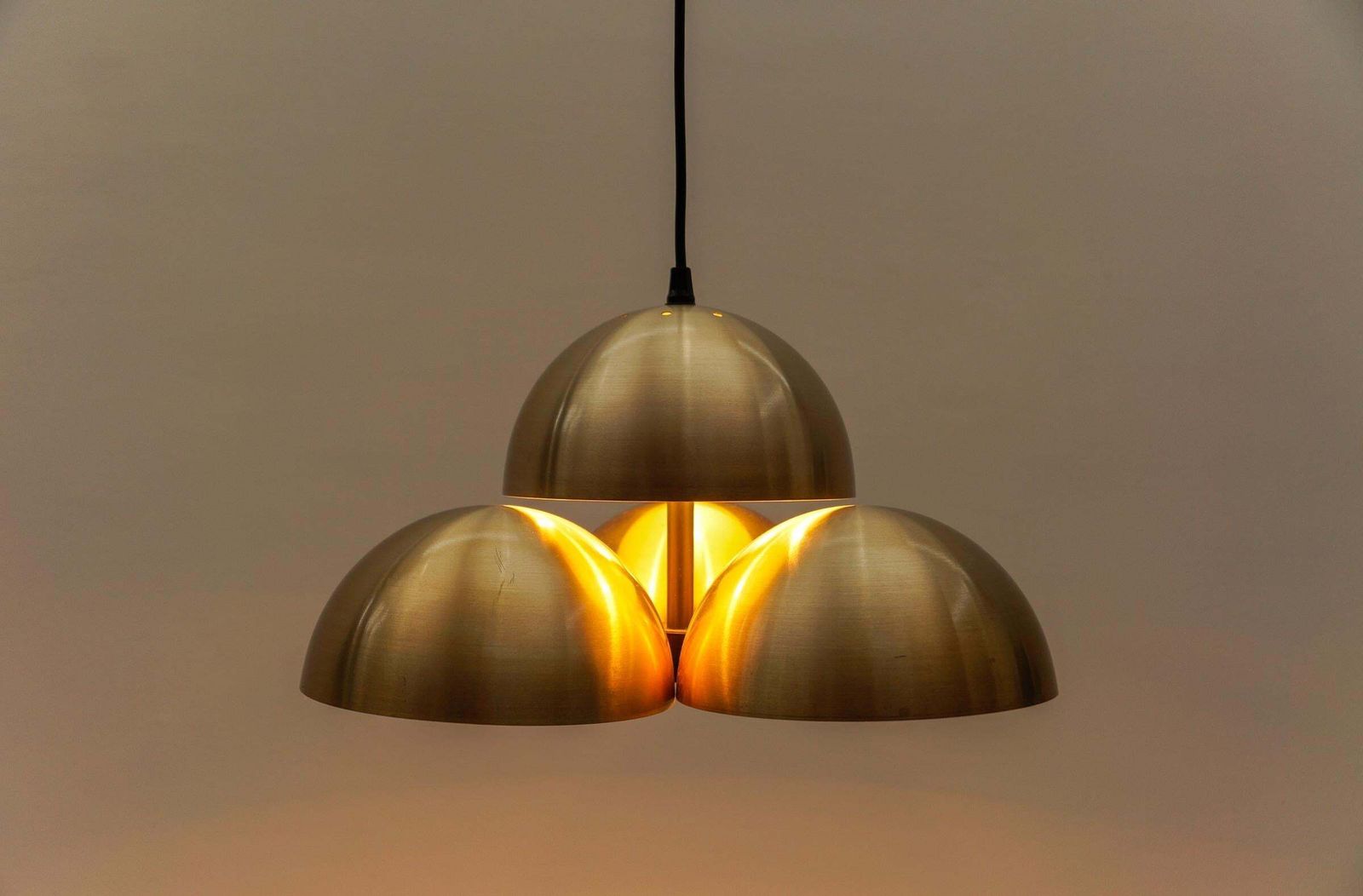 photo furniture Rare Pendant Lamp 'Cantharel' In Style Of Maija Liisa Komulainen For Raak 1970s