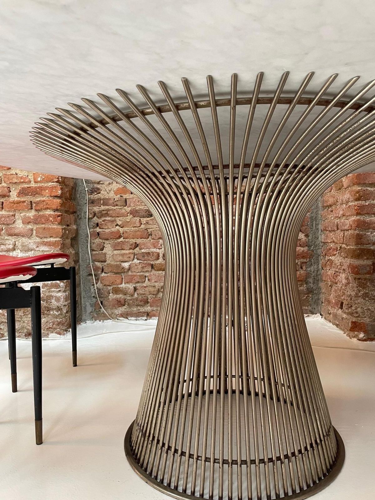 photo furniture Warren Platner Edited By Knoll Carrara Marble Steel Table, USA, 1970s