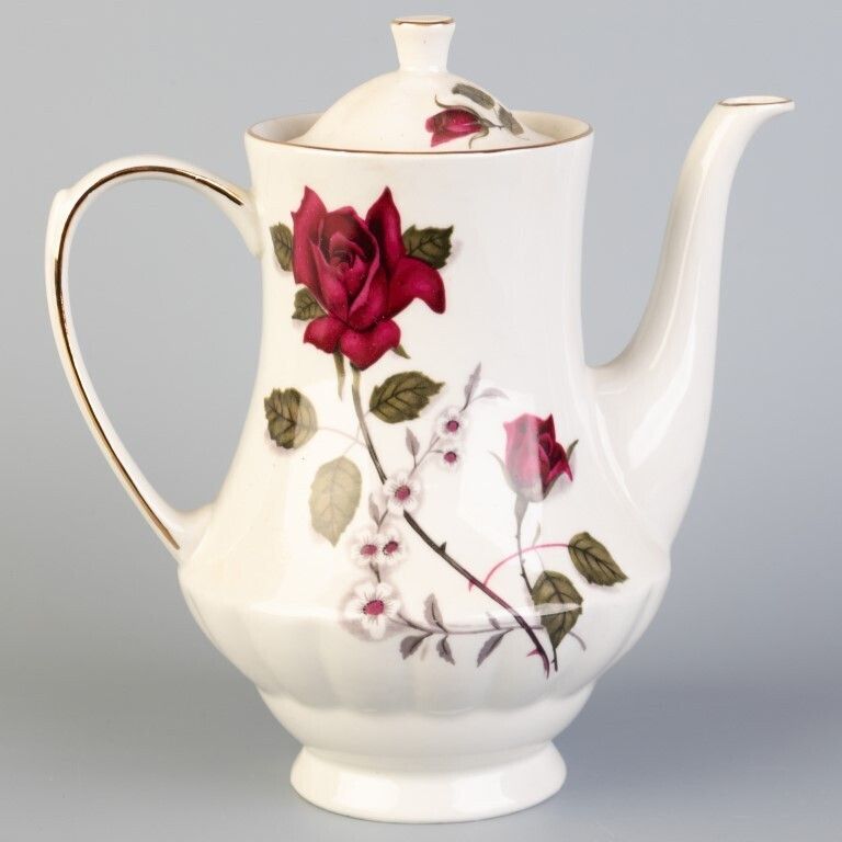 David Bradbury Fine Porcelain Roses Basket