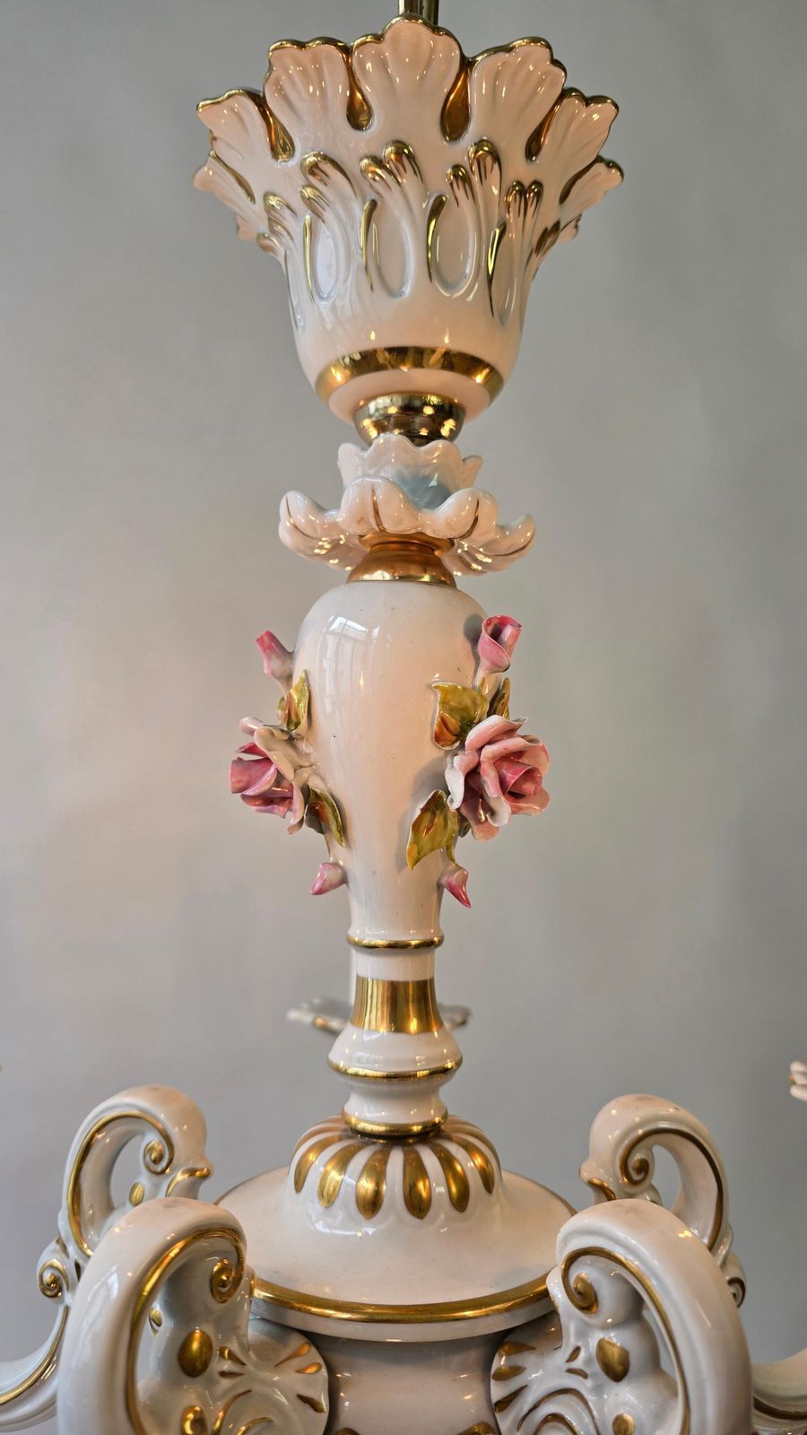 photo furniture Elegant Italian Mangani Porcelain Chandelier – 5 Light, 1970s