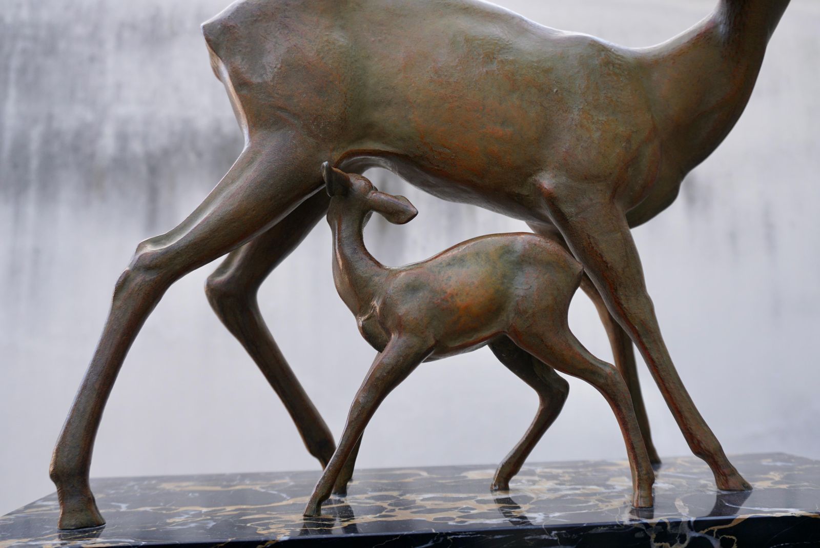 1587.0 Art Deco Bronze Depicting A Doe And Its Fawn On A Black Marble Base photo
