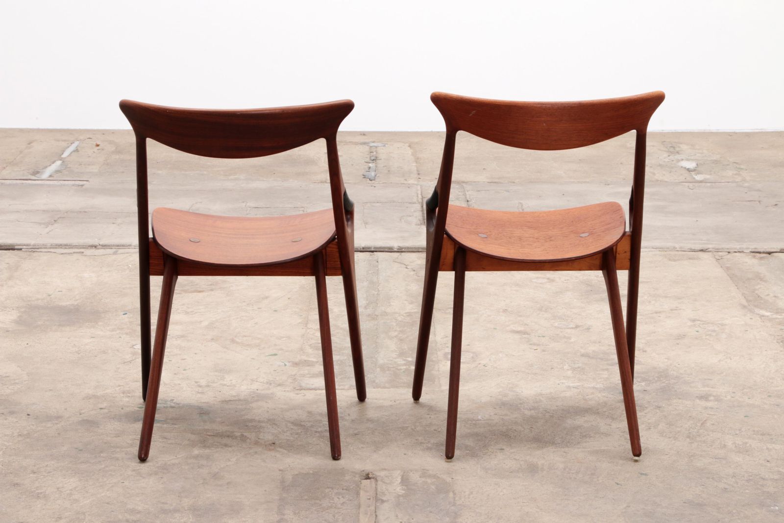 photo for sale Arne Hovmand Olsen For Mogens Kold 8 Dinning Chairs Model 71  1960s