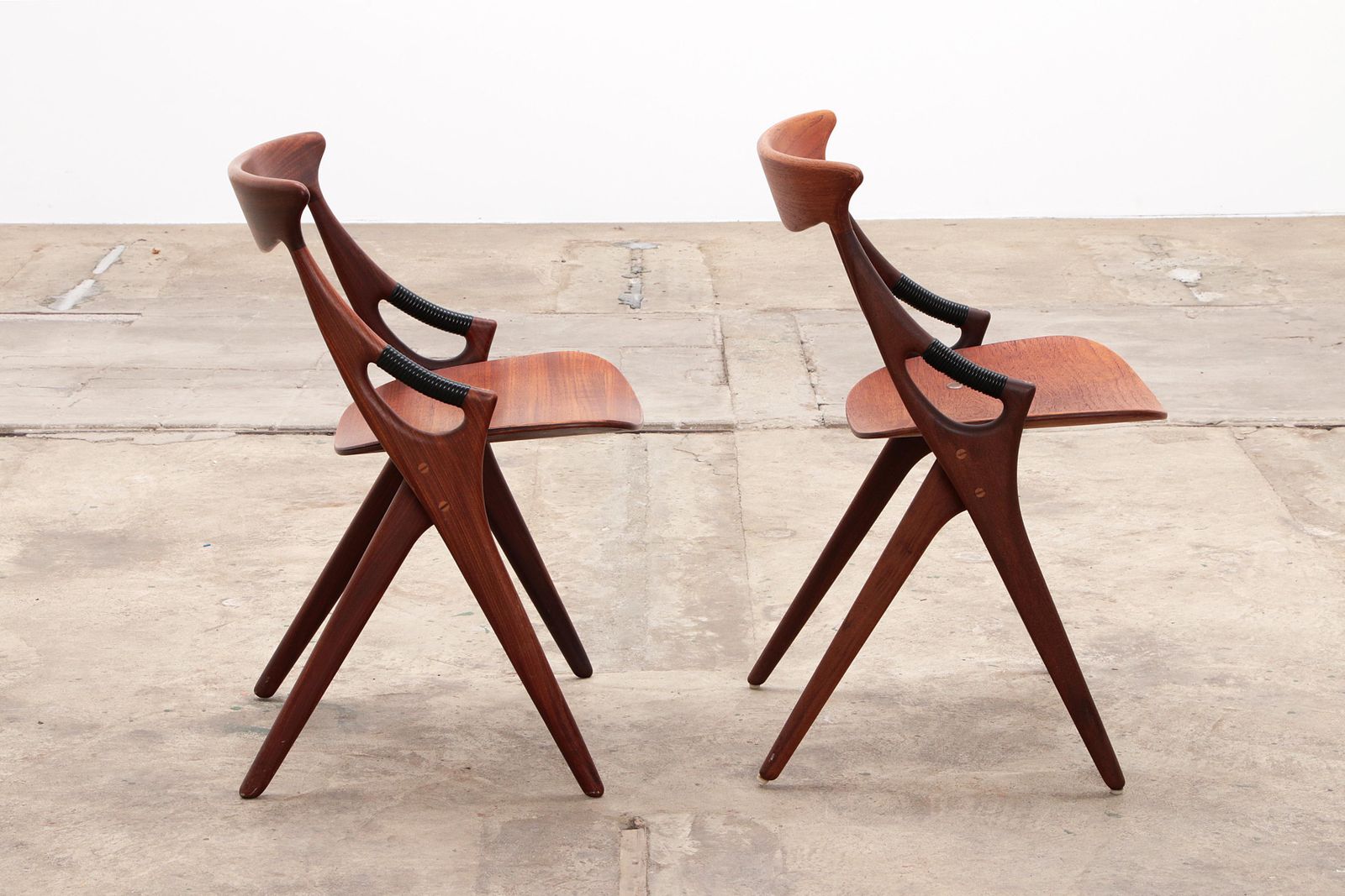 Furniture Arne Hovmand Olsen For Mogens Kold 8 Dinning Chairs Model 71  1960s photo