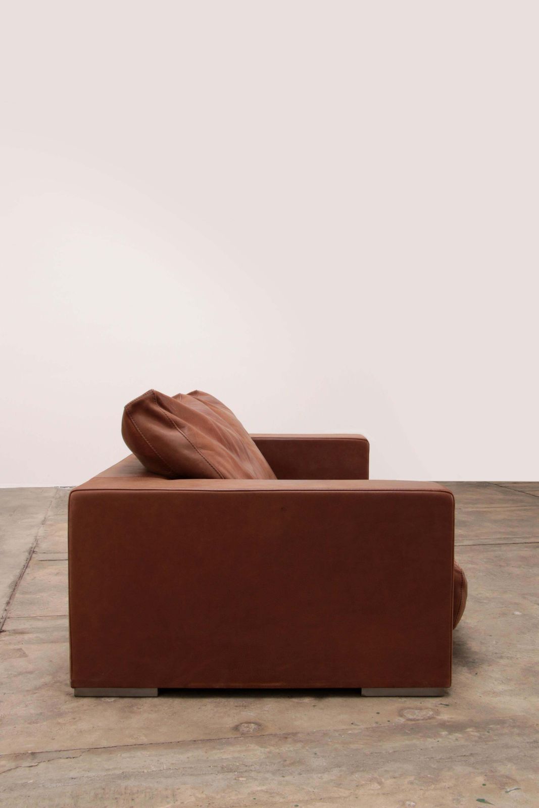 Paola Navone By Baxter Italy Gognac Color Sofa Model Budapest photo 5361.0