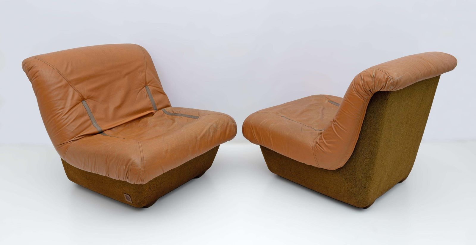 Pair Of Lev & Lev Mid Century Modern Fiberglass Frame Leather Armchairs photo for sale