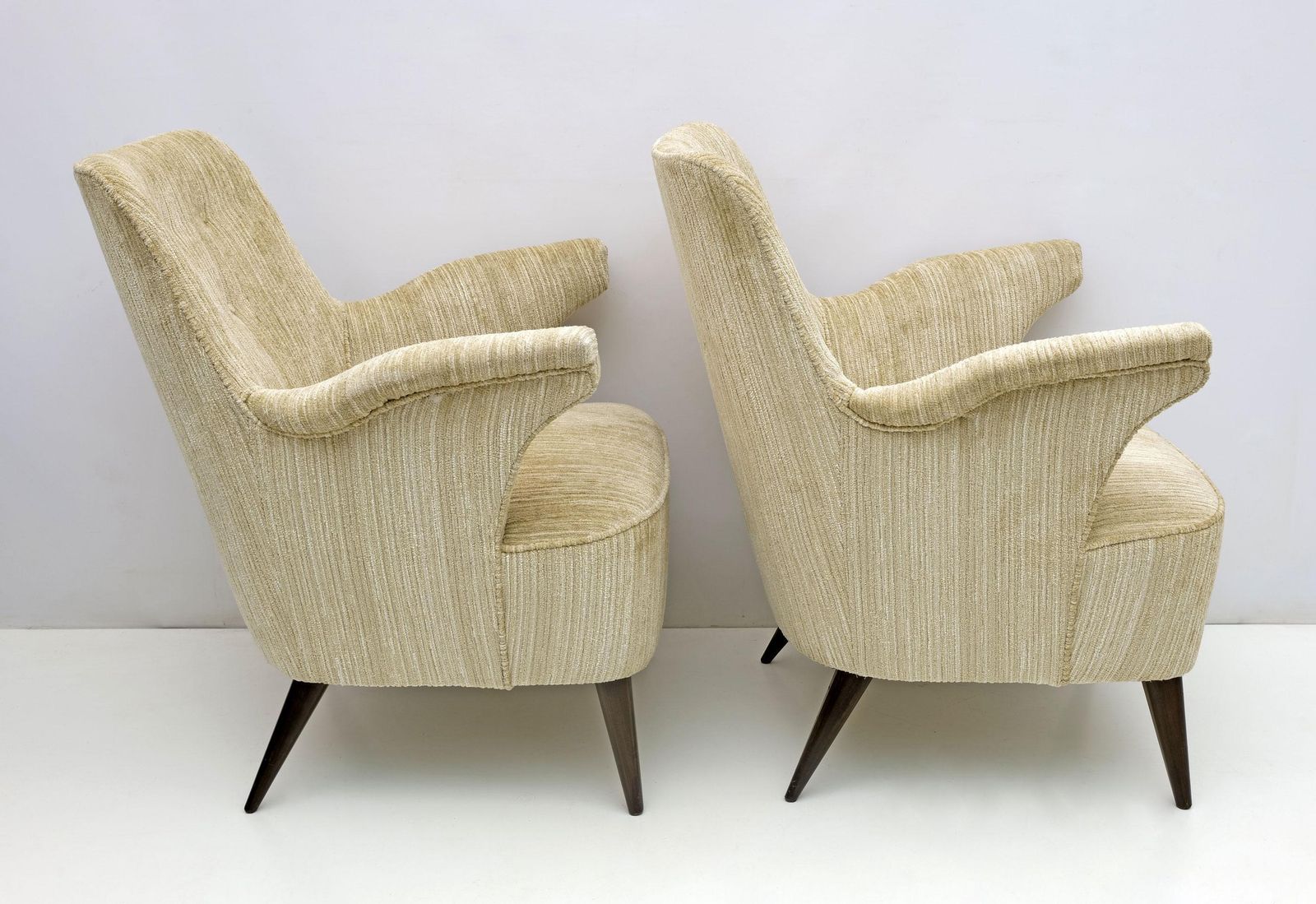 Pair Of Nino Zoncada Mid Century Modern Chenille Velvet By Cassina Armchairs 50s photo buy