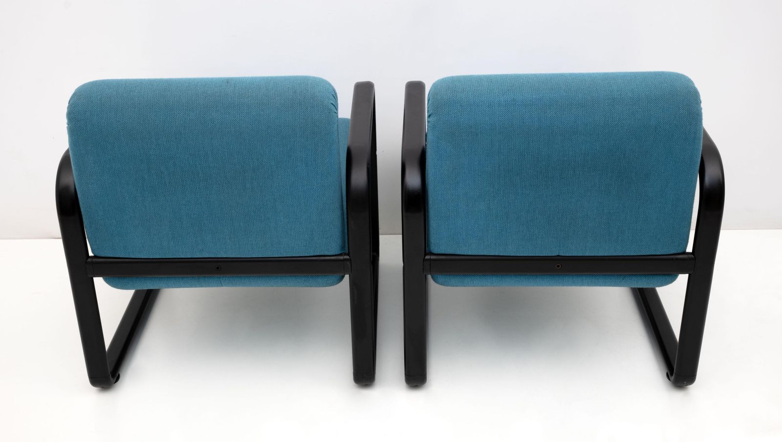 Post Modern Italian Fabric And Metal Armchairs By Arflex, 70s photo for sale