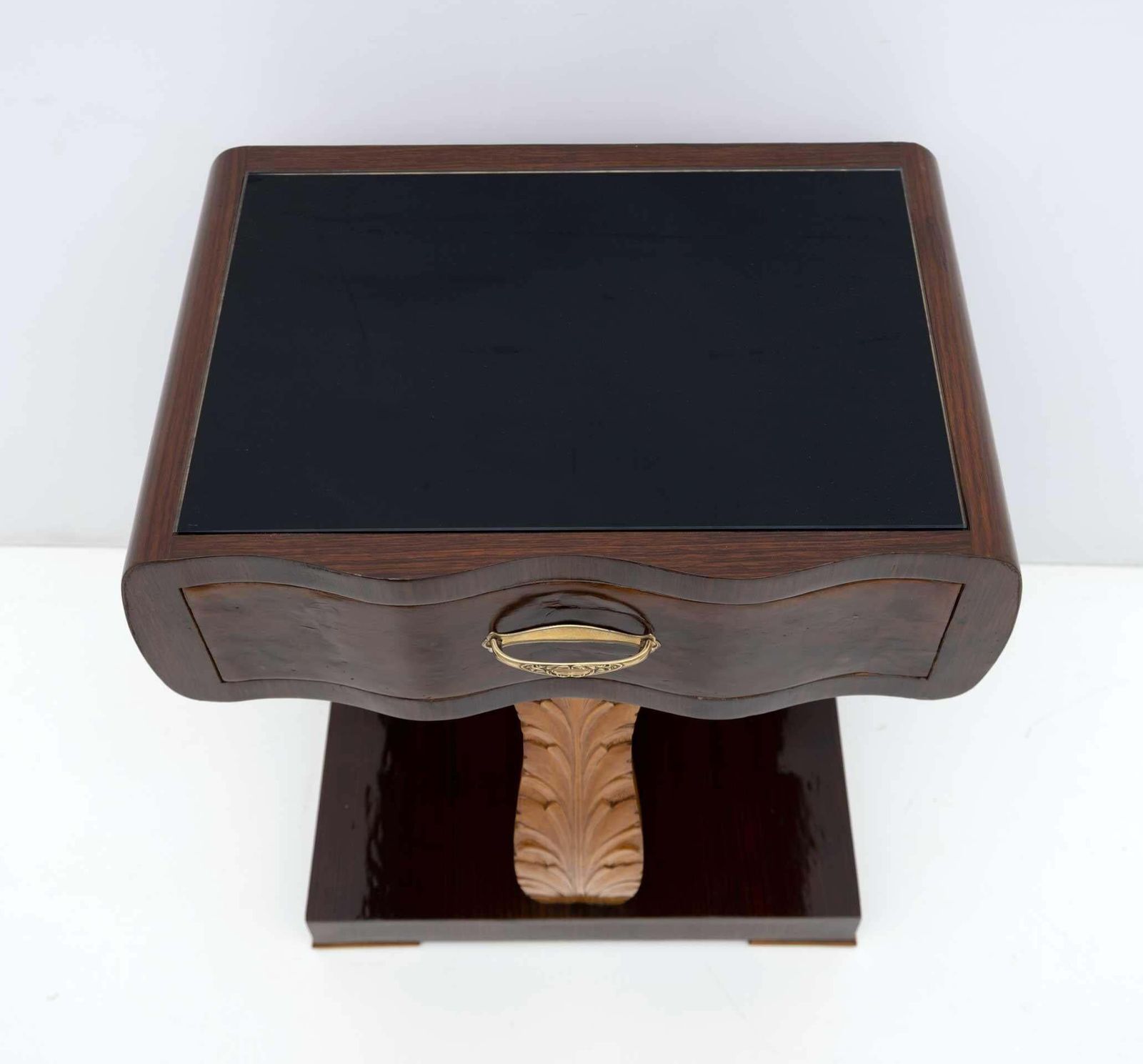 3174.0 Pair Of Art Deco Italian Walnut Briar And Maple Bedside Tables, 1920s photo