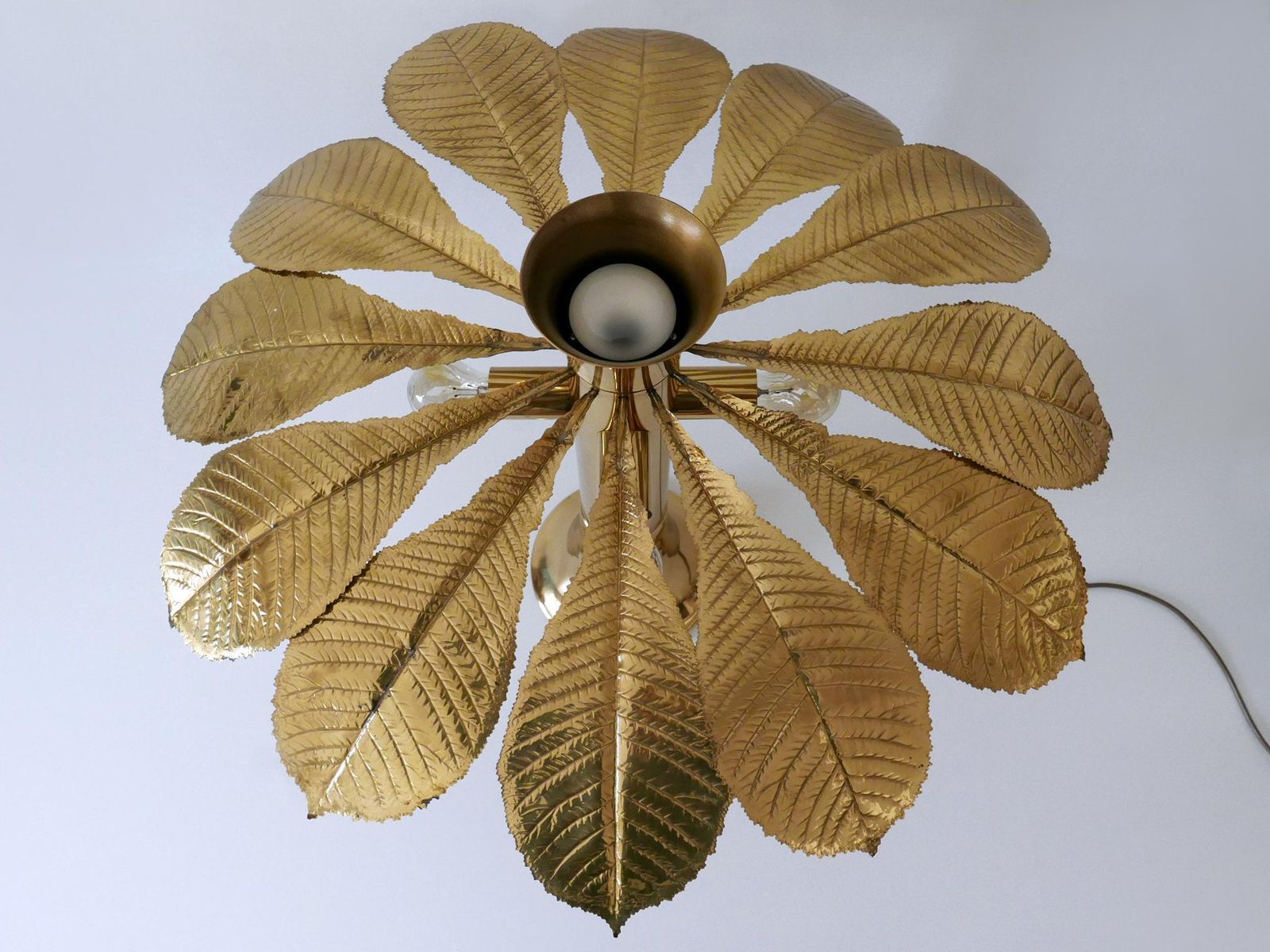 photo buy Amazing Carlo Giorgi Brass Table Lamp “Ippocastano” For Bottega Gadda 1970s