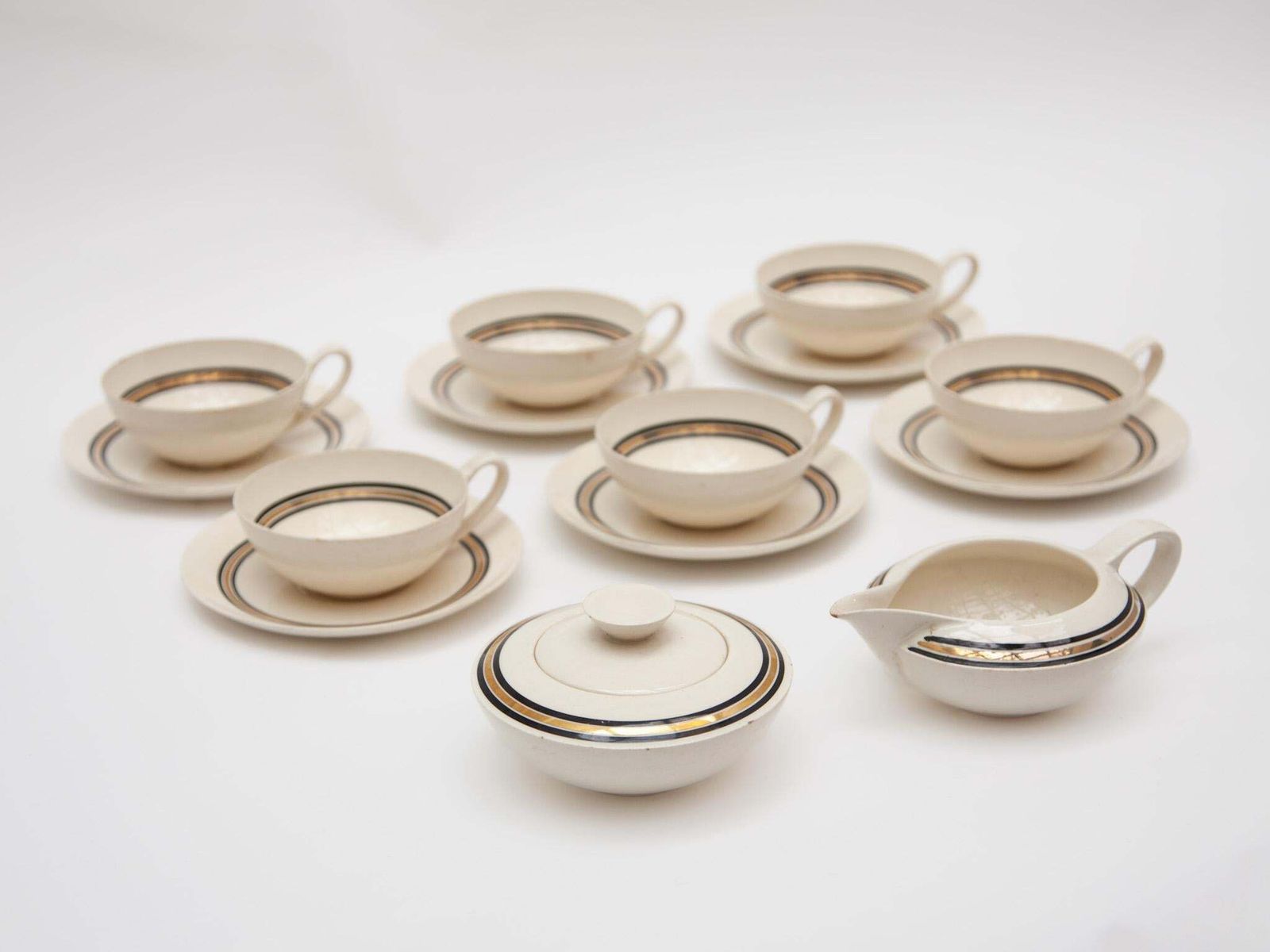 photo furniture Edmond Bellefroid Tea Set By Petrus Regout Maastricht, Bauhaus, Dutch Art Deco