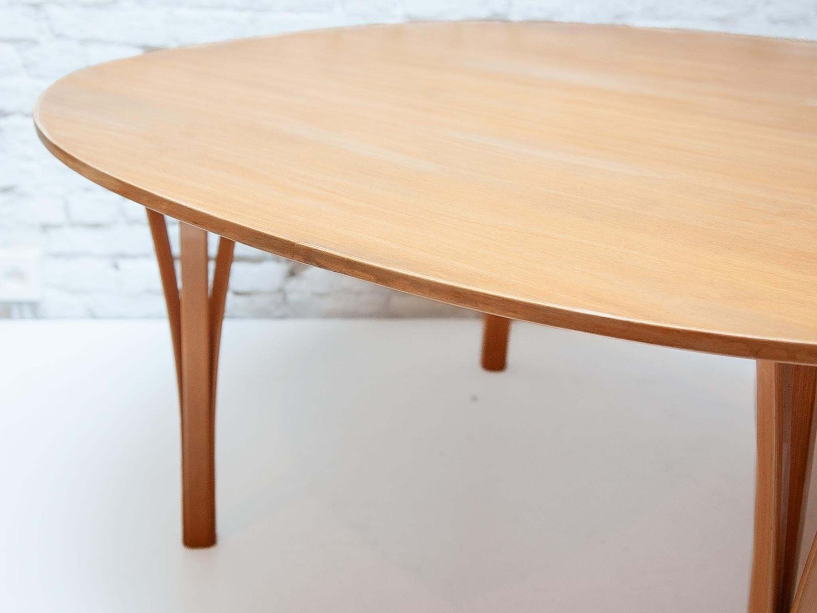 Ellipse Coffee Table By Piet Hein & Bruno Mathsson For Fritz Hansen, 1990 photo vintage
