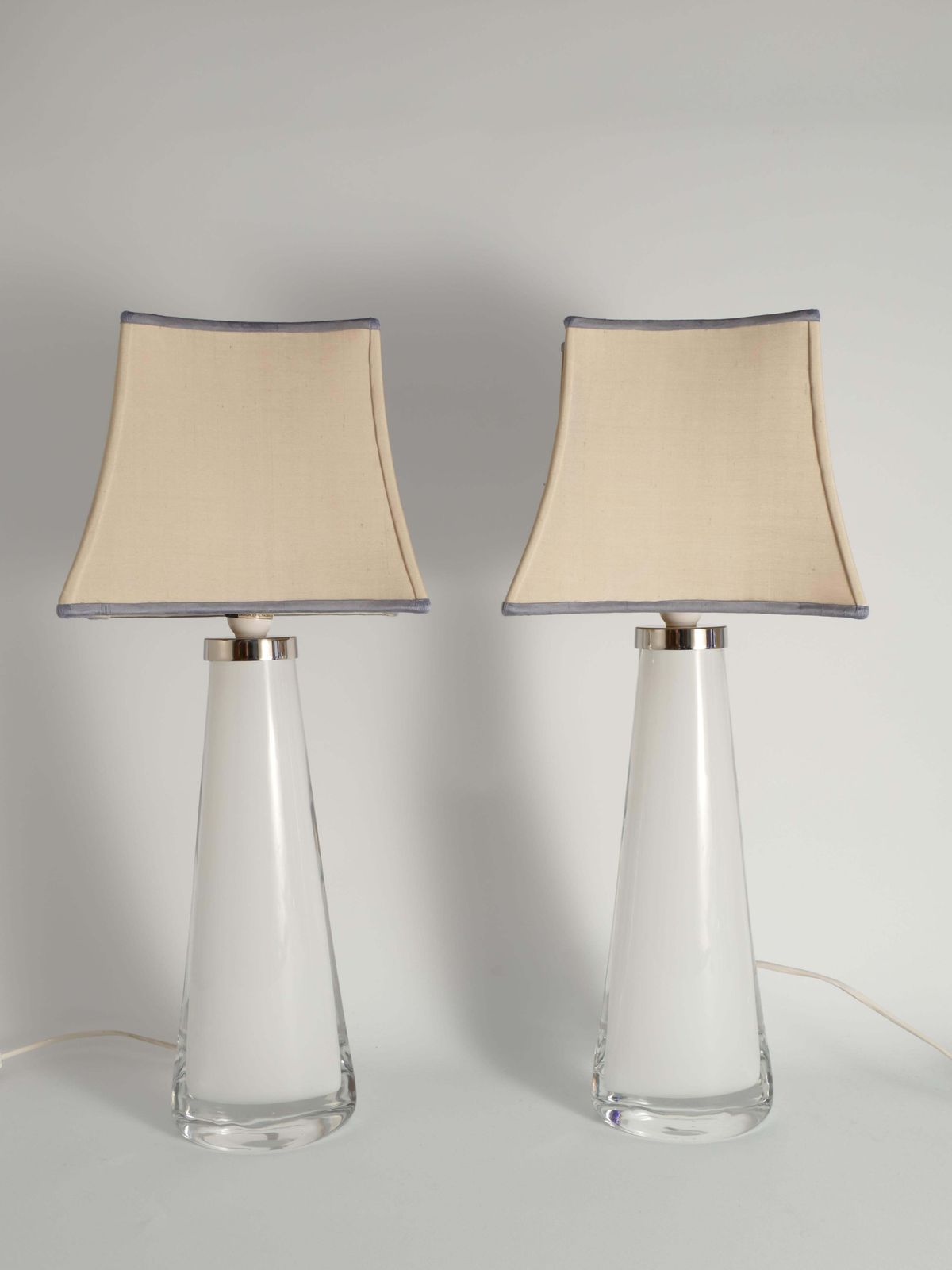 Large White Crystal Glass Table Lamps, Carl Fagerlund, Orrefors, 1960, Set Of 2 photo vintage