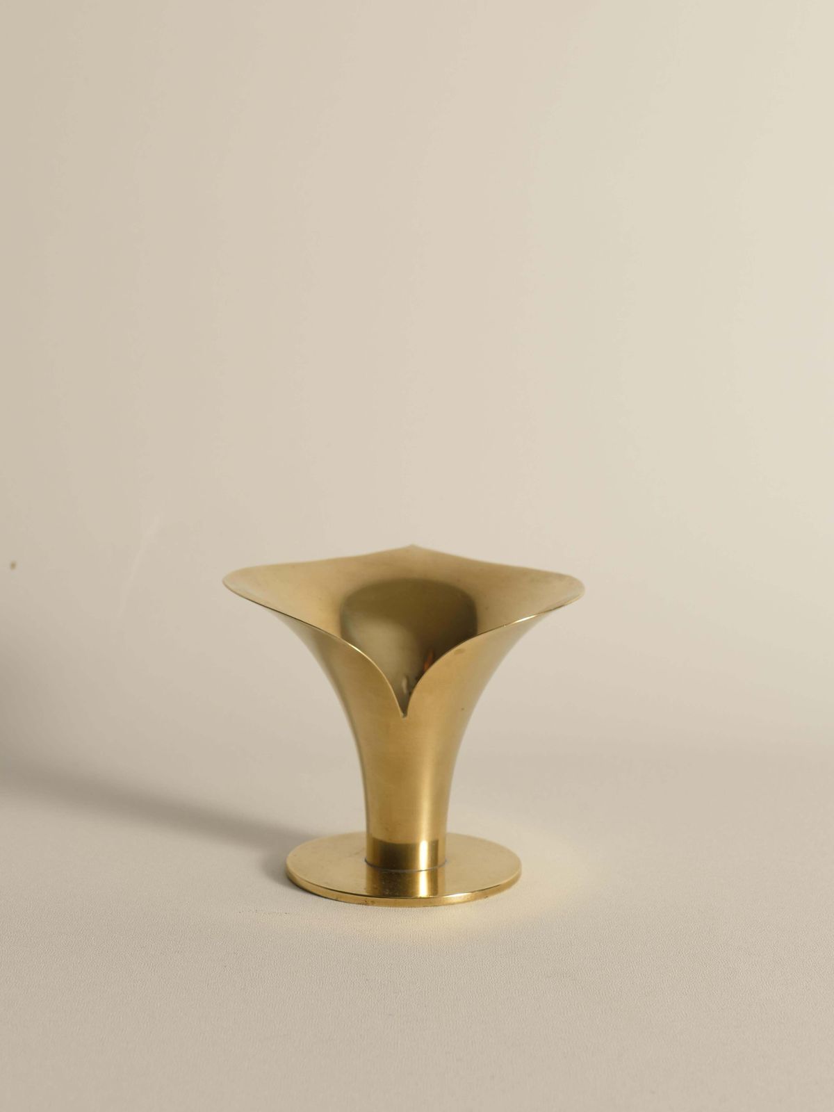 Art Deco Brass Calla Lily Candle Holder By Carl Einar Borgström For Ystad Metall photo vintage