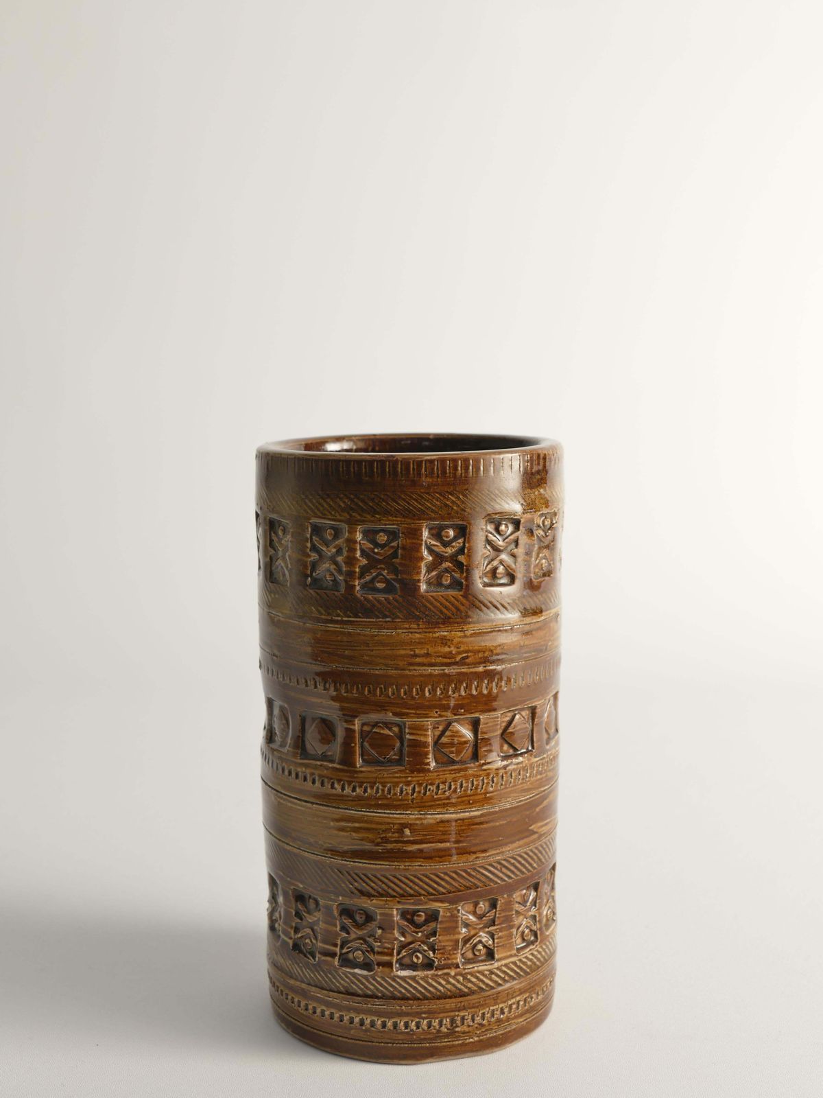 Mid Century Modern Brown Stoneware Vase By Aldo Londi For Bitossi, Italy, 1960s photo vinterior