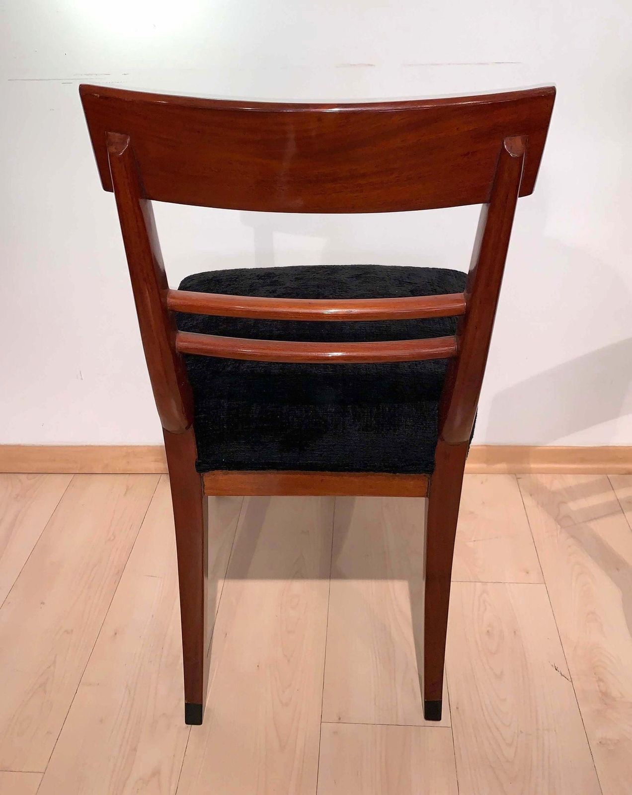 photo vinterior Biedermeier Side Chair, Mahogany, Ebony Inlays, Black Velvet, Austria Circa 1820