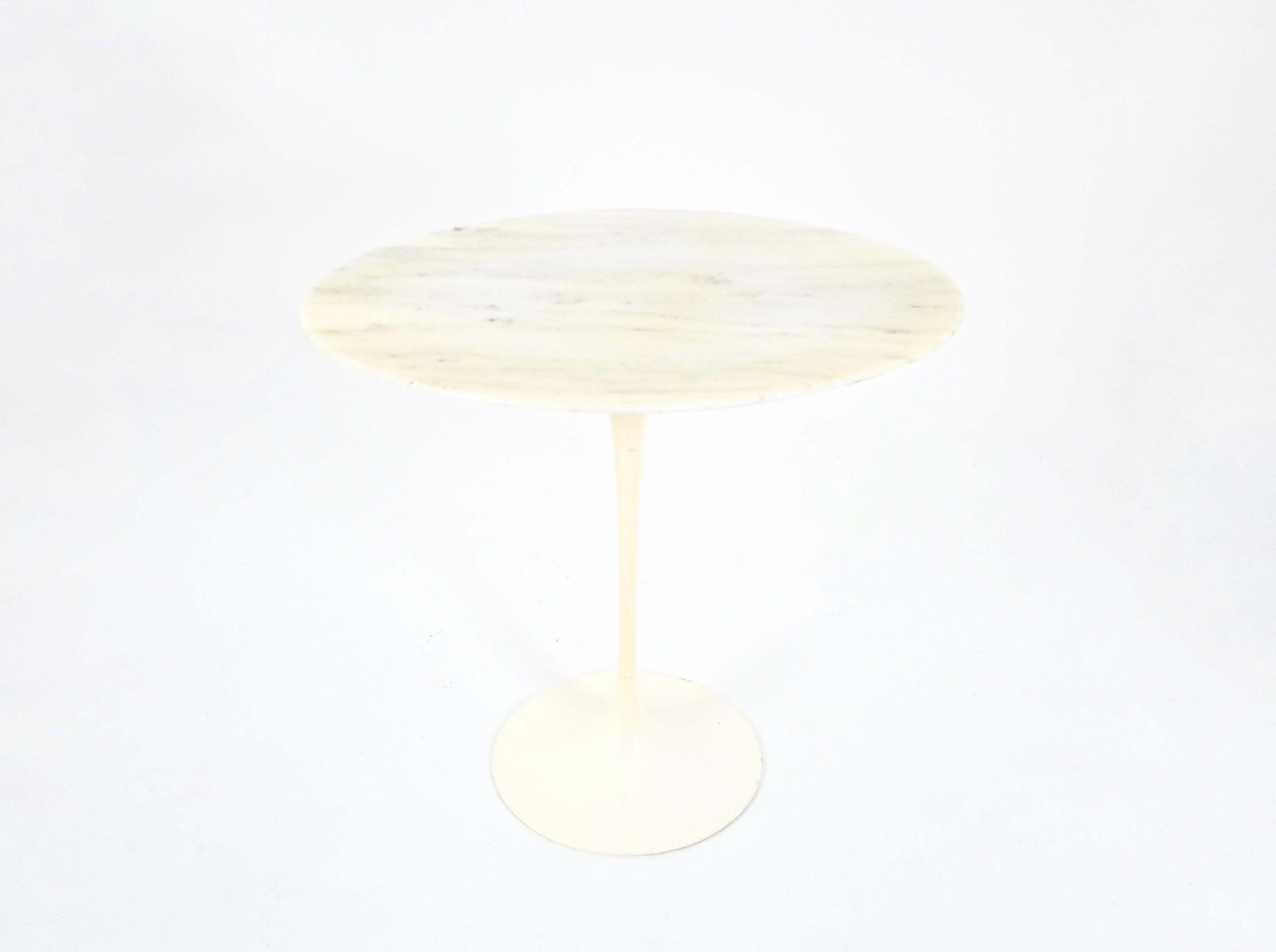 Oval Side Table By Eero Saarinen For Knoll International, 1960s photo for sale