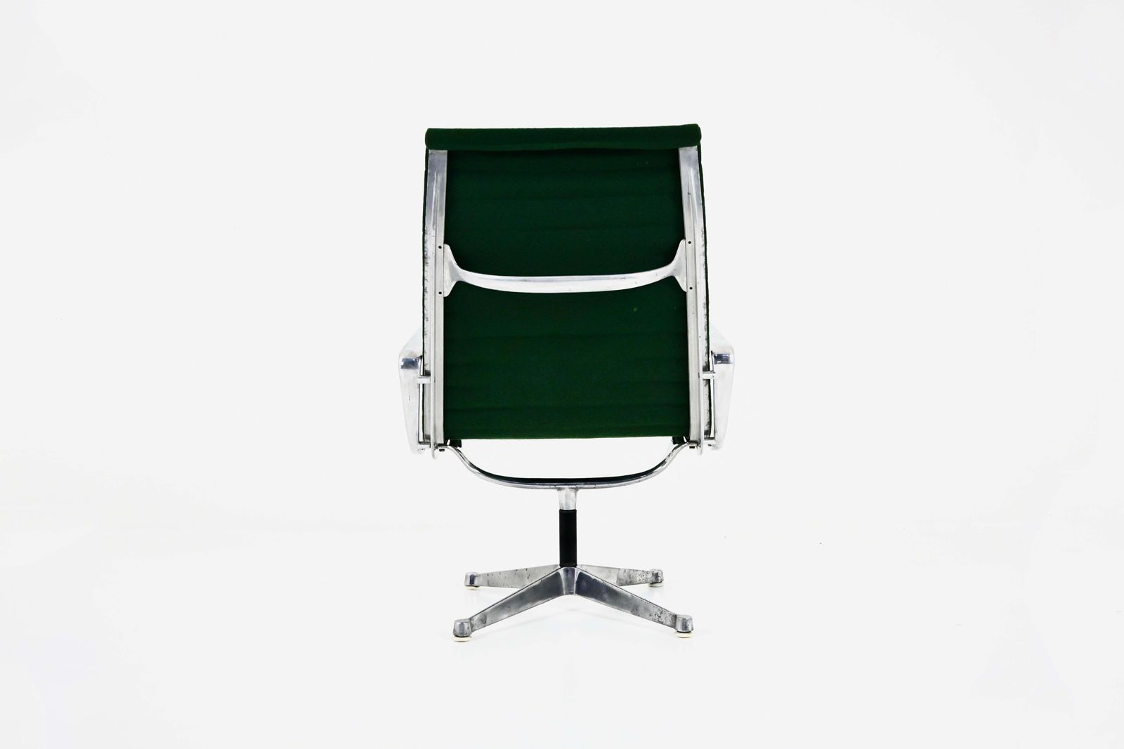 Green Ea124 Armchair By Charles And Ray Eames For Herman Miller, 1970s photo vinterior