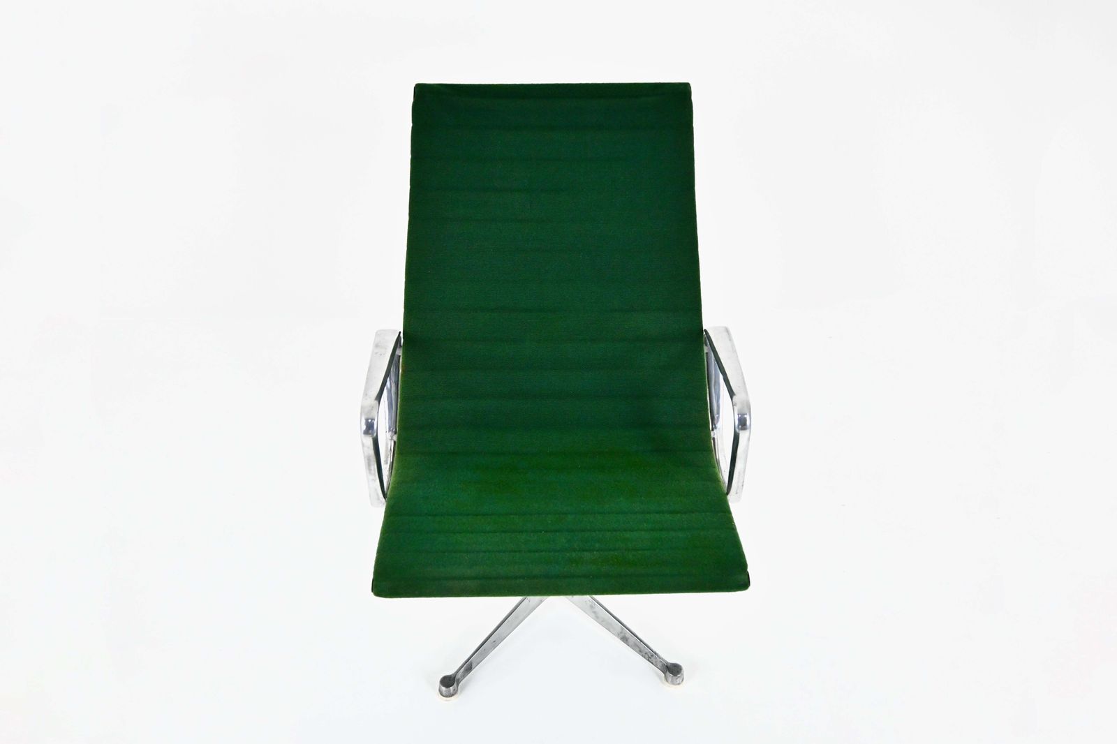Green Ea124 Armchair By Charles And Ray Eames For Herman Miller, 1970s photo vintage