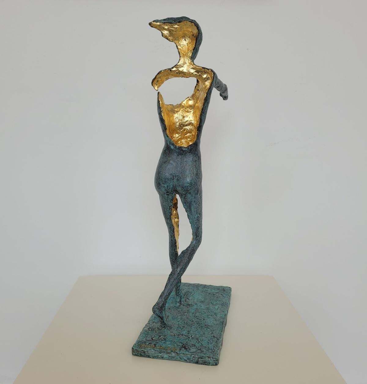 Antonio Giancaterinoa Walking Girl. Contemporary Bronze Sculpture, Limited Edition, Italian Artistca. 2020 photo vintage