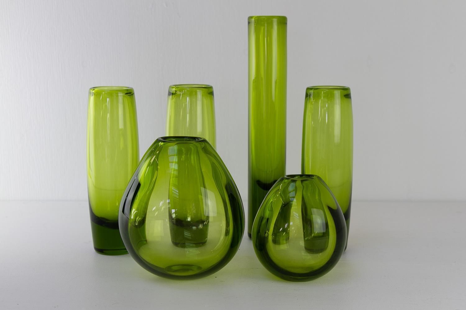 Danish Maygreen Tall And Drop Vases By Per Lütken For Holmegaard 1960s. Set Of 6 photo for sale