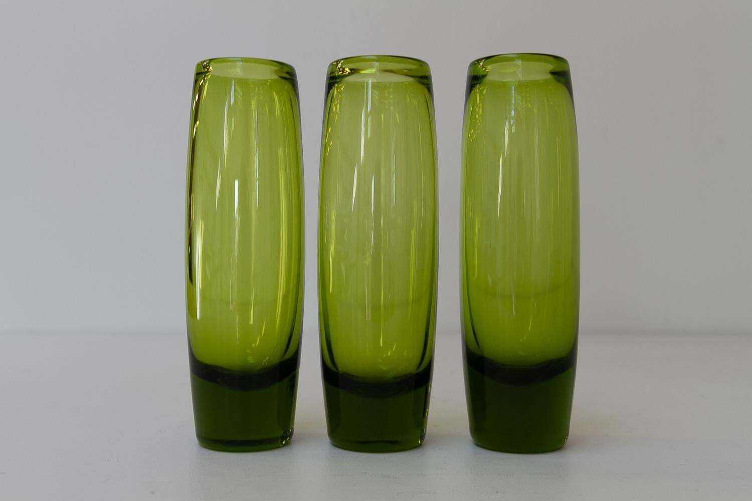 photo vinterior Danish Maygreen Tall And Drop Vases By Per Lütken For Holmegaard 1960s. Set Of 6