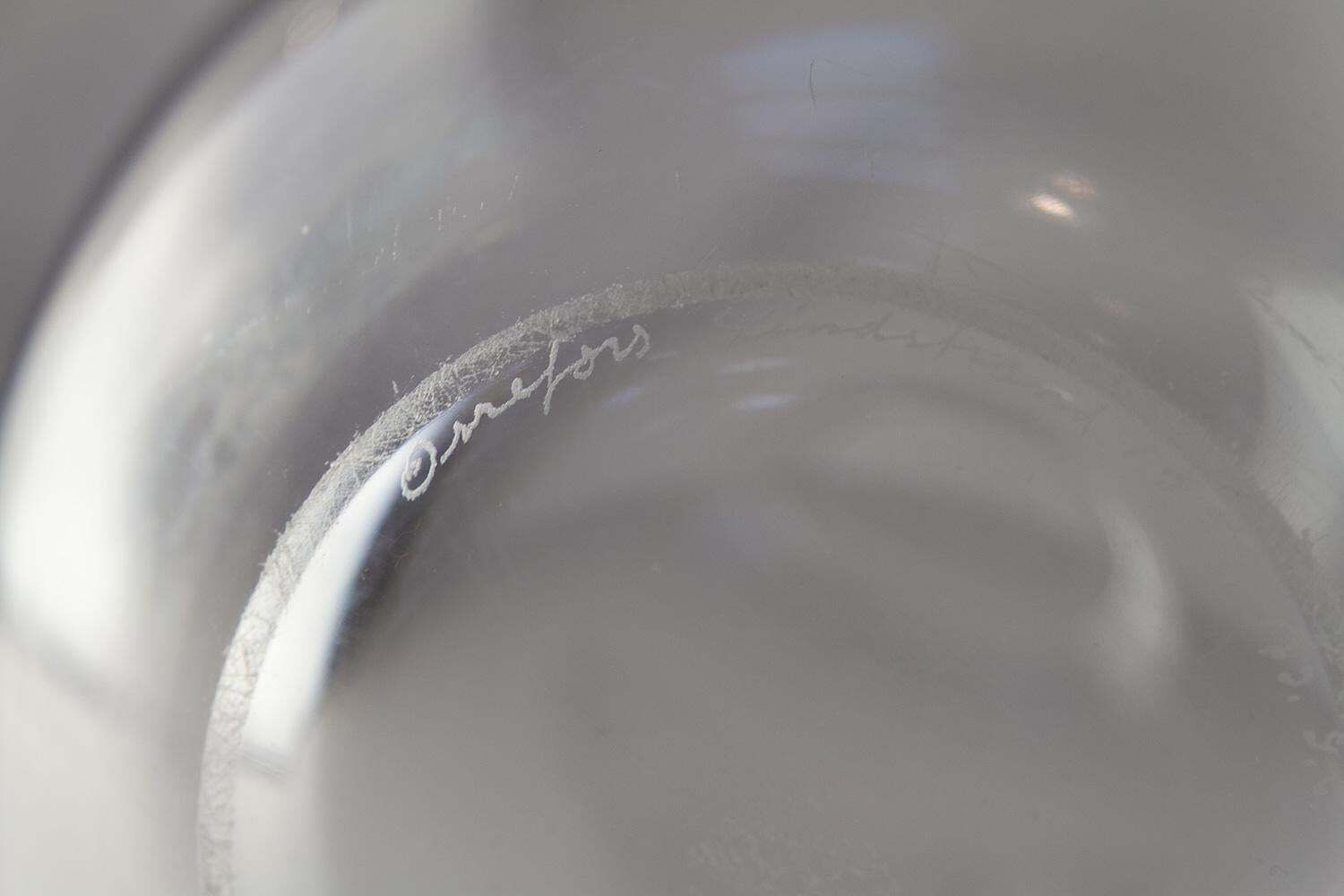photo buy Swedish Art Deco Glass Vase With Couple By Vicke Lindstrand For Orrefors, 1930s.