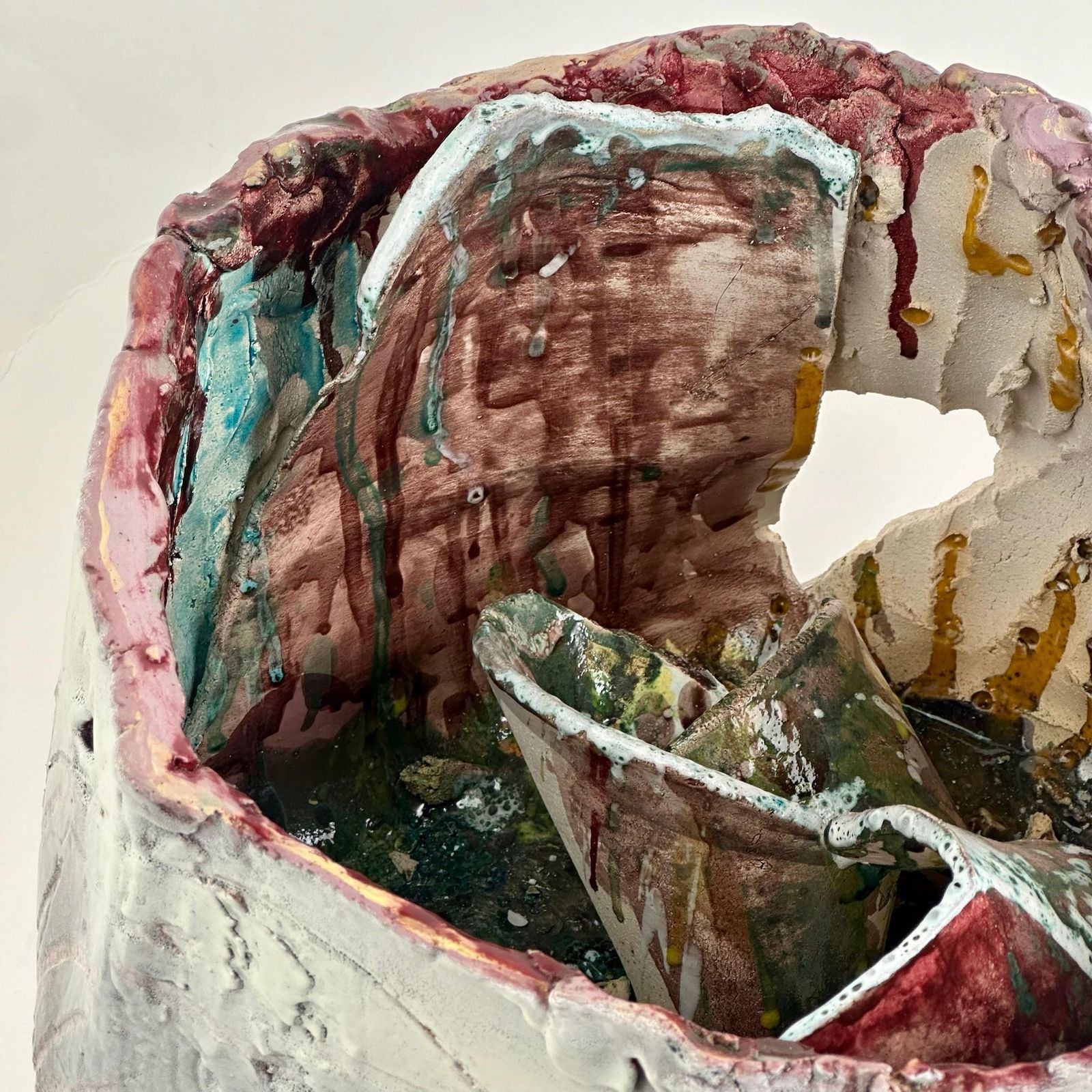 photo furniture Untitled 2017 Semi Refractory And Glazed Ceramic Sculpture By Alessandro Roma