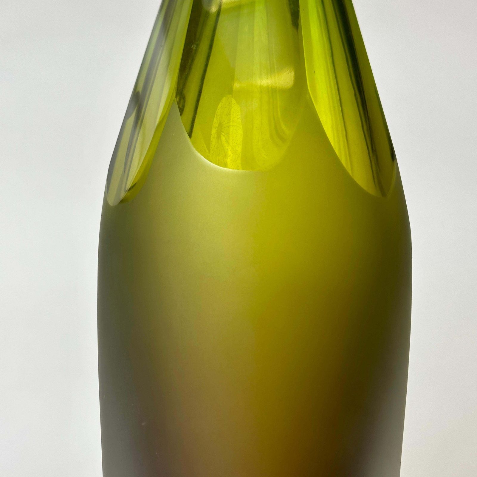 Late 20th Century Green Hand Faceted Murano Glass Vase By Vetreria Vivarini photo for sale