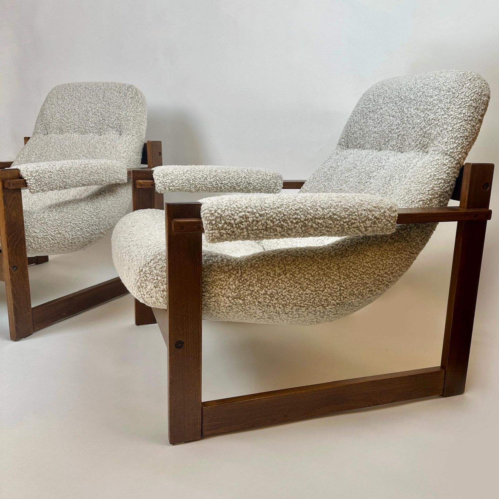 Pair Of Brazilian Wood & Beige Wool Bouclè Mp 163 Earth Chairs By Percival Lafer photo 8577.0