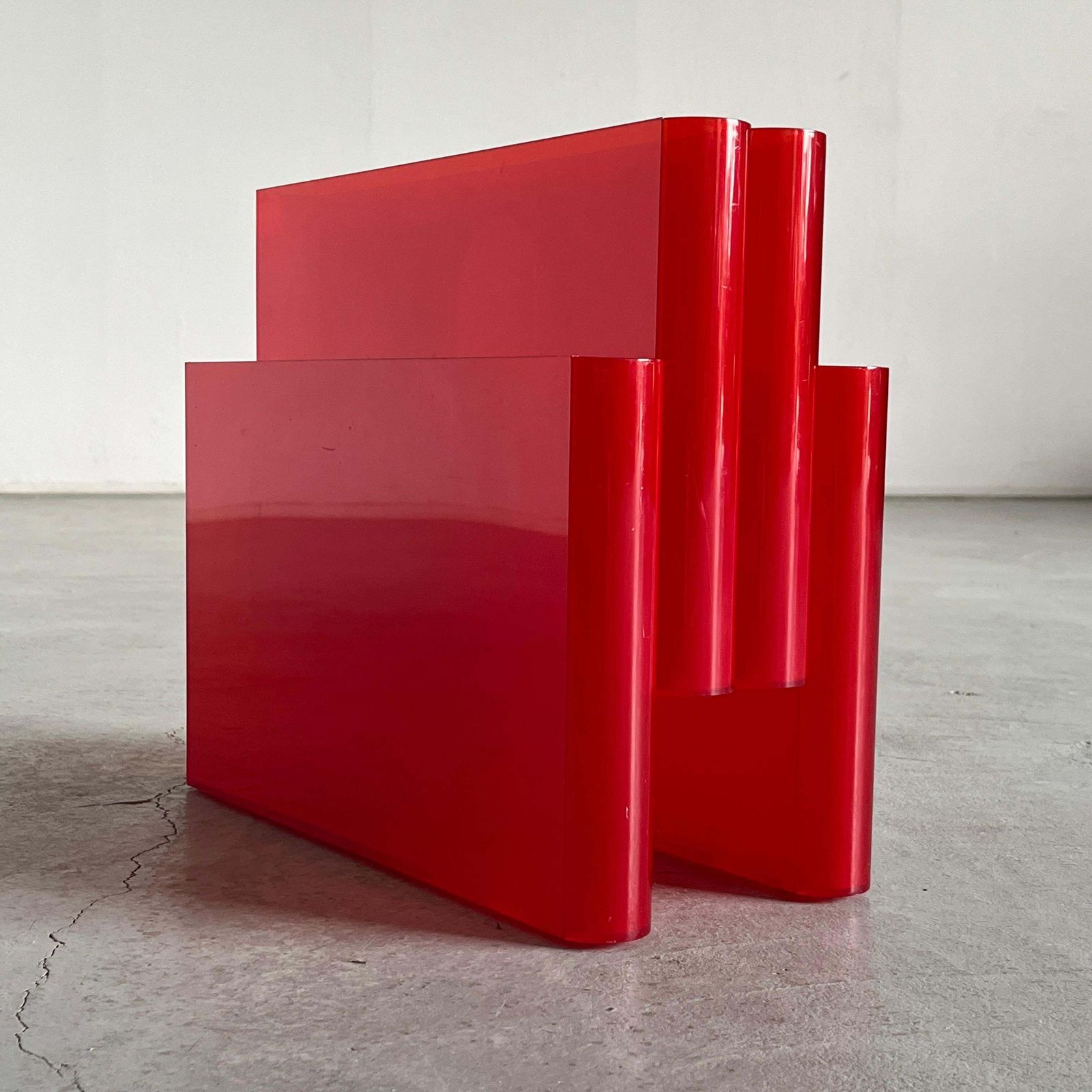 Red Kartell Mod. 4676 Vintage Space Age Magazine Rack By Giotto Stoppino, 1970s photo for sale