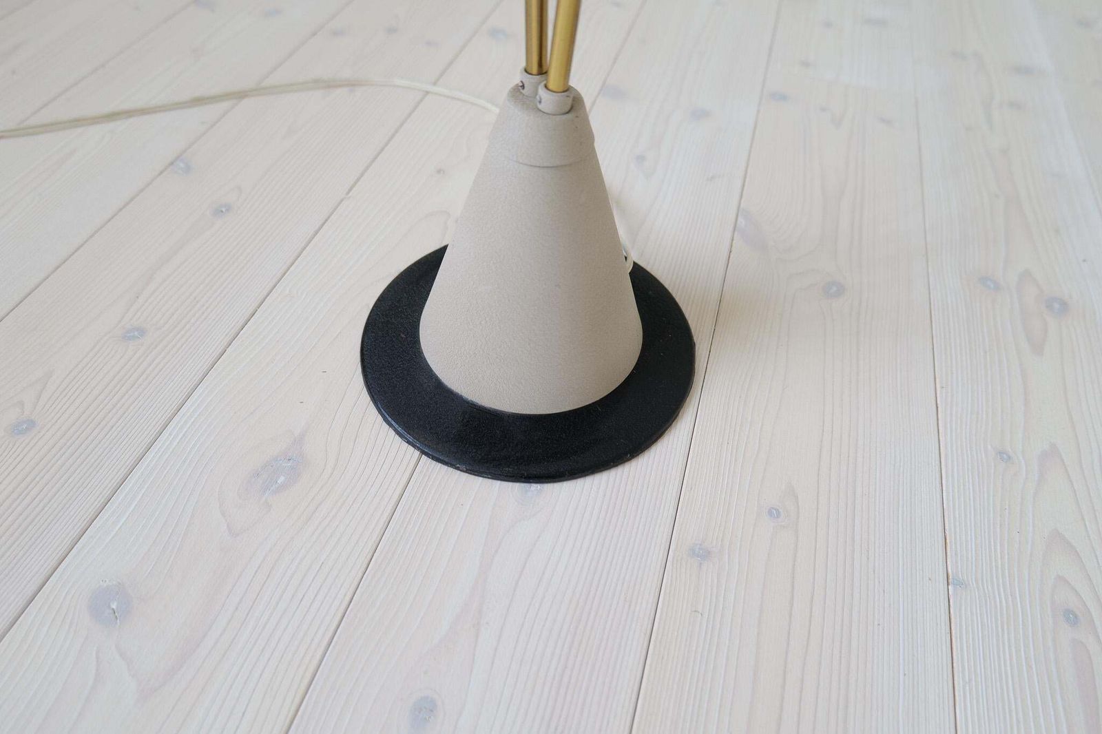 photo buy Midcentury Floor Lamp Attributed To Hans Bergström For Ateljé Lyktan Sweden 1950