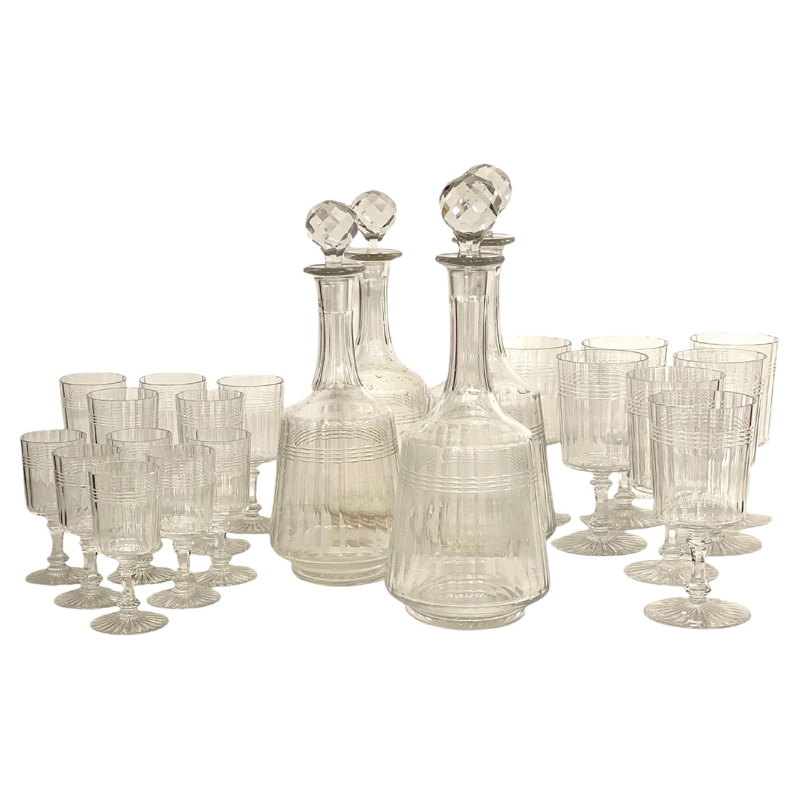 French Crystal Set Of 18 Glasses And 4 Decanters, 19th Century