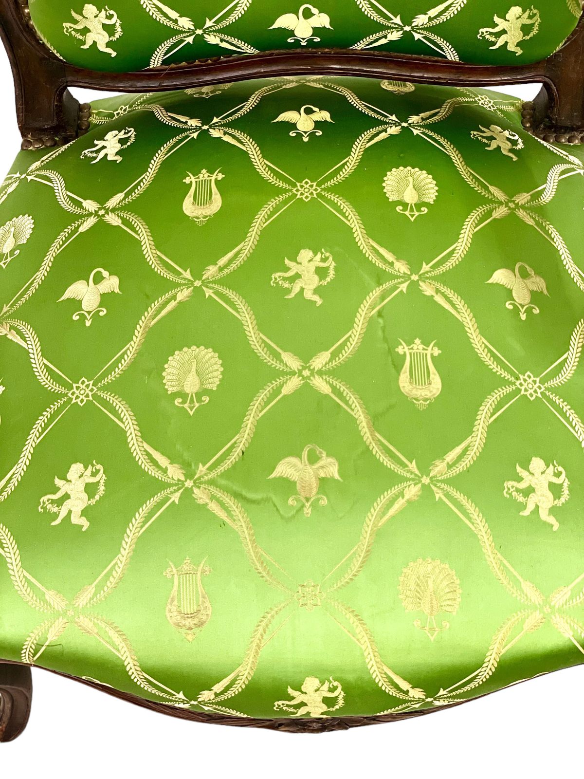 photo furniture 18th Century Louis XV Epoque Fauteuil à La Reine