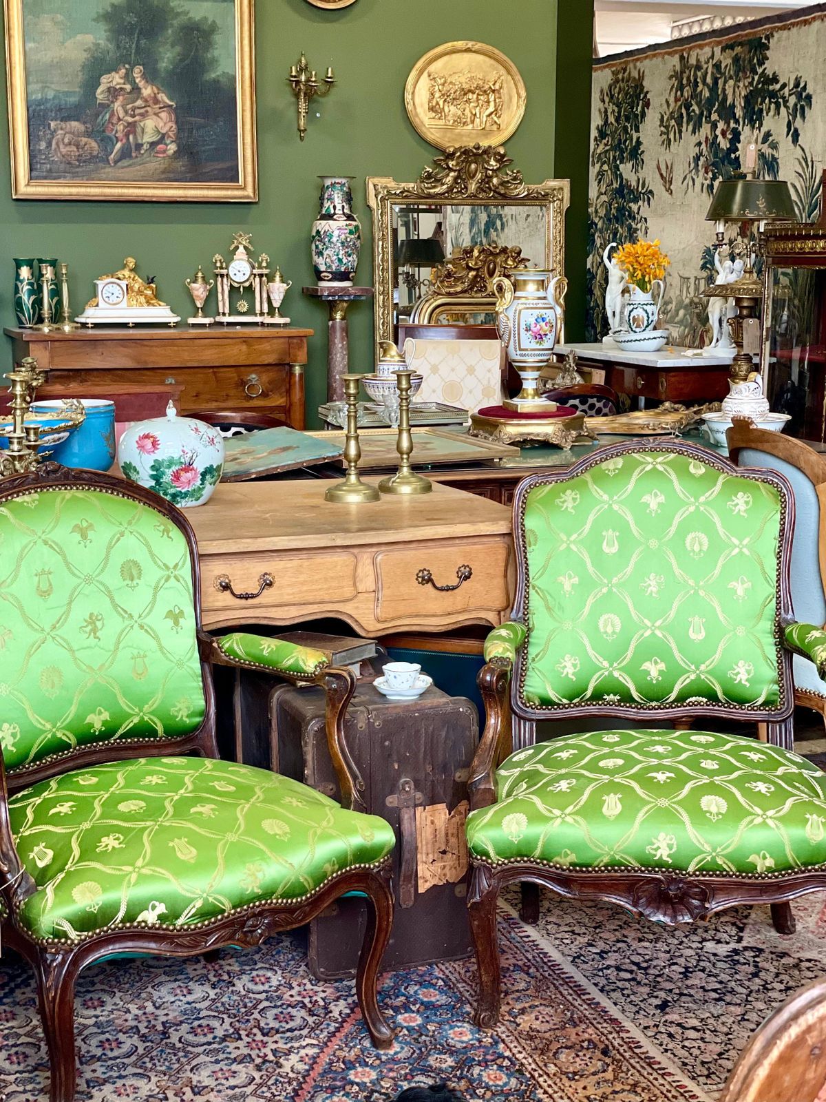 photo vintage 18th Century Louis XV Epoque Fauteuil à La Reine
