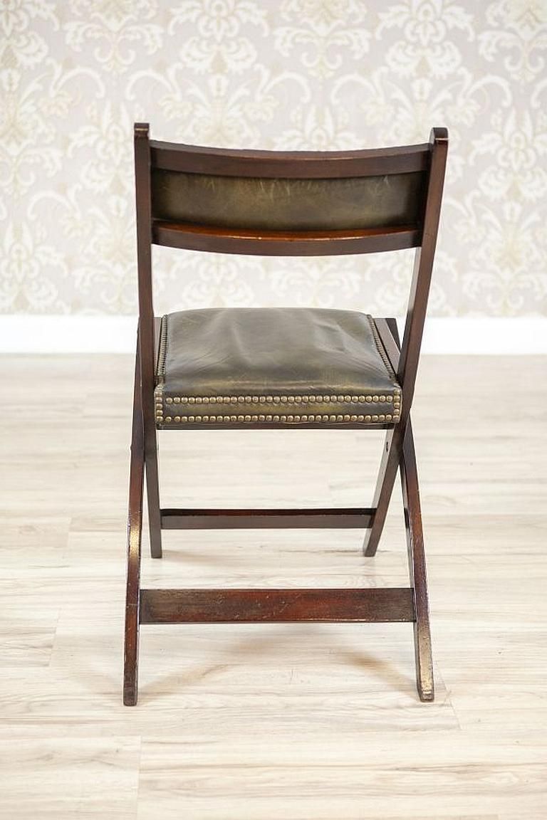 photo furniture 20th Century Walnut Folding Chair Upholstered With Dark Green Leather