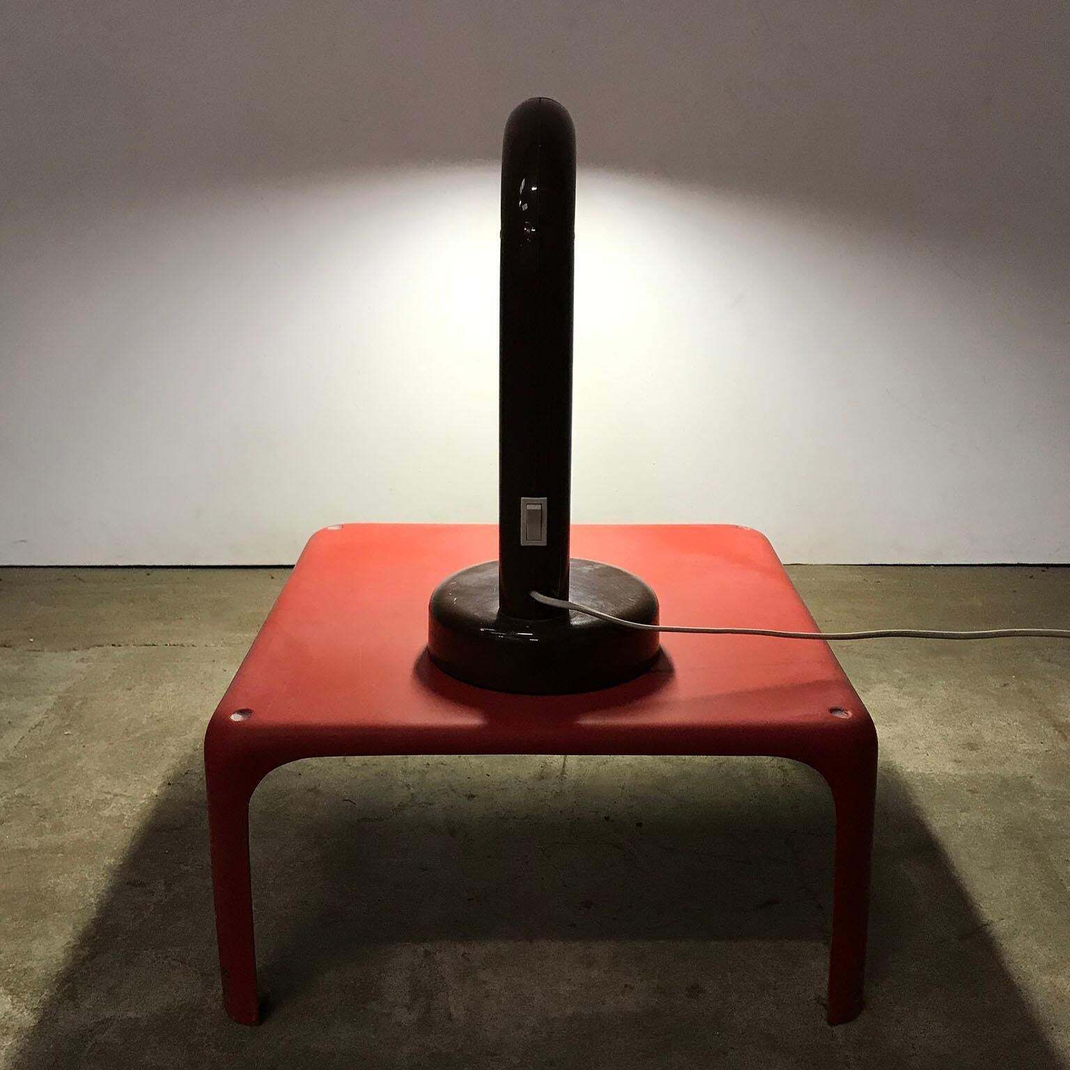 photo furniture 1960, Anders Pehrson For Atelje Lyktan, Sweden, Tube Desk Lamp In Brown Plastic