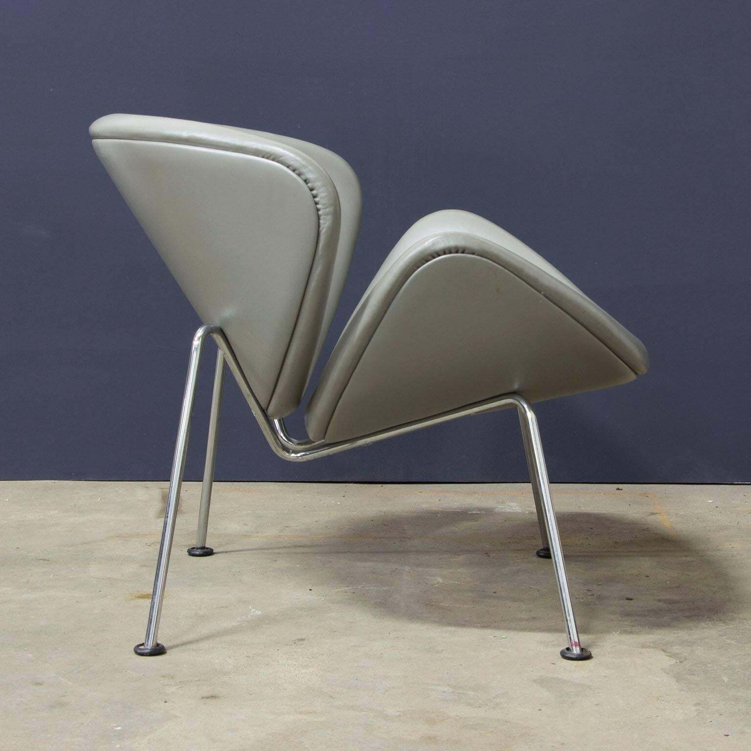 1960, Pierre Paulin, Original 1st Fabric Silver Grey Leather Slice Chair photo furniture