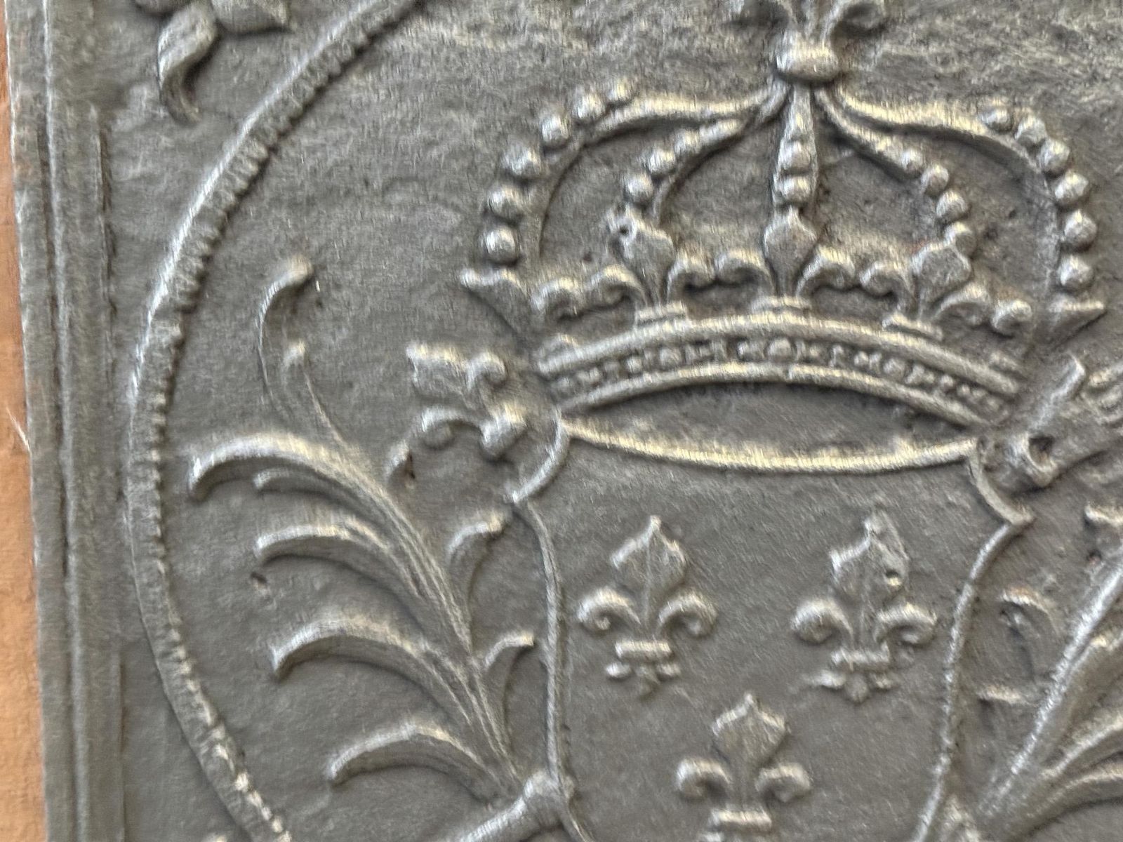 photo for sale French Louis XV Period 'Arms Of France' Fireback, 18th Century