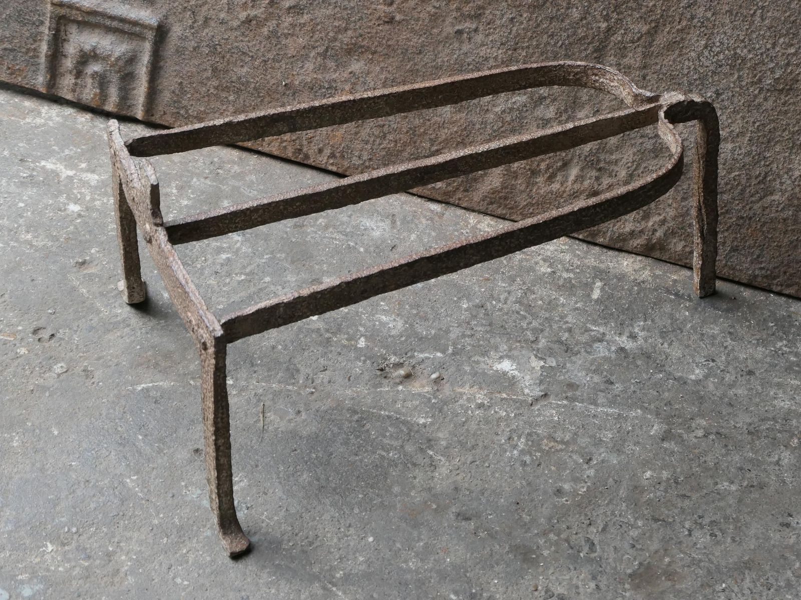 Large French Louis XIV Period Trivet photo vinterior