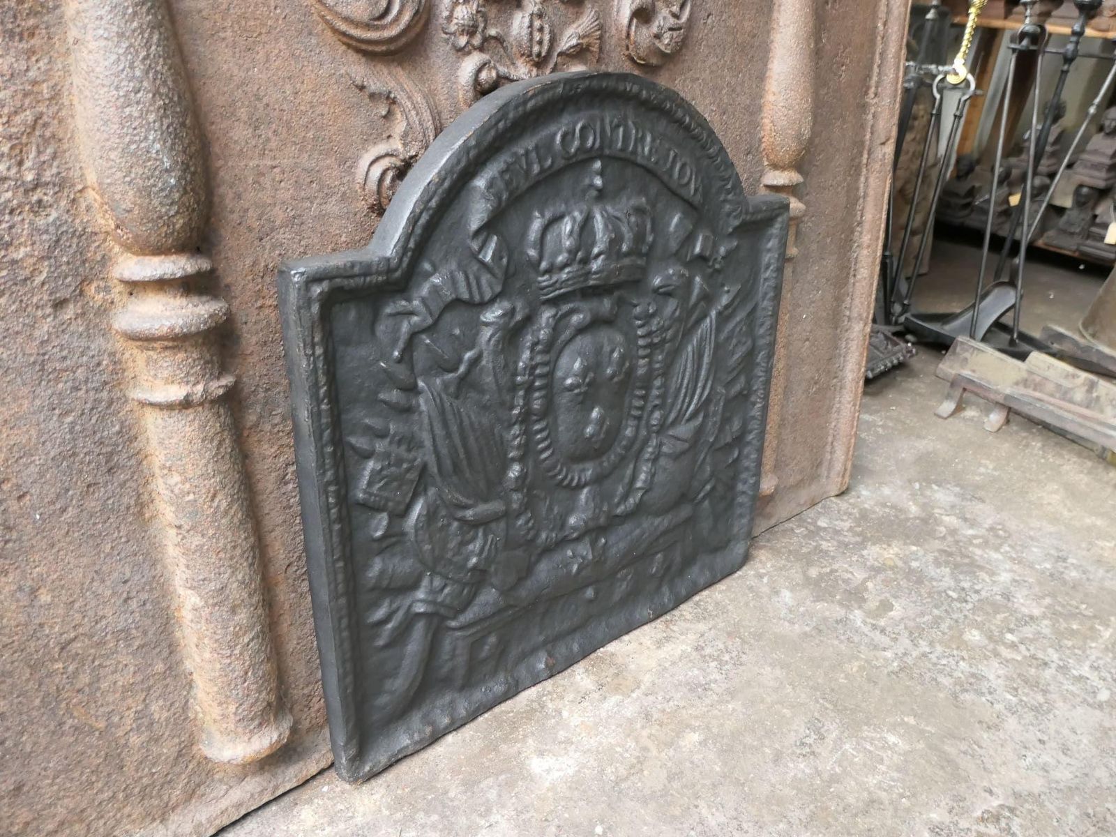 photo furniture French Fireback / Backsplash With The Arms Of France, Louis XIV Style